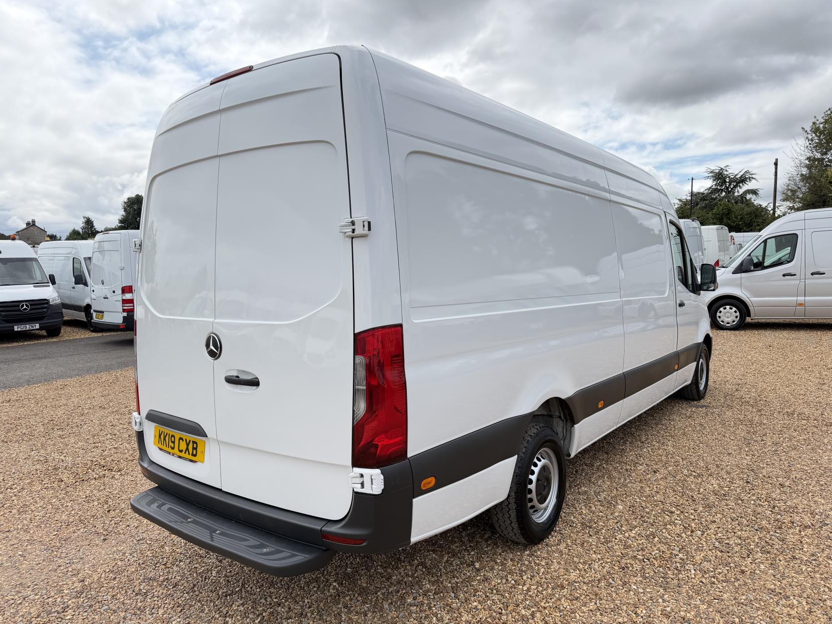 2019 Mercedes-Benz Sprinter 2.1 314 CDI Panel Van 5dr Diesel Manual RWD L3 H2 Euro 6 (143 ps) - Thumbnail 11