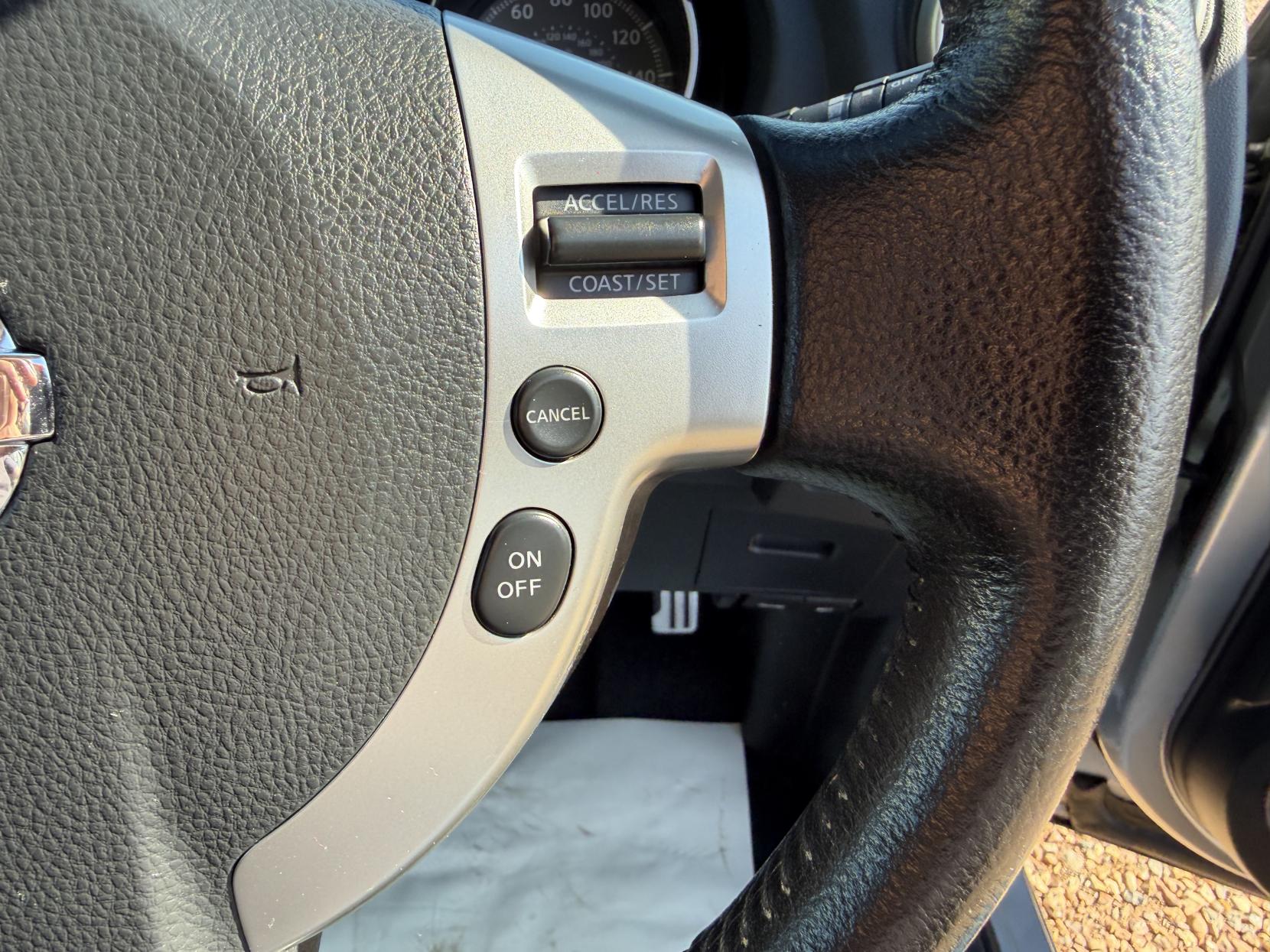 2010 Nissan Qashqai 1.6 n-tec Hatchback 5dr Petrol Manual 2WD (159 g/km, 113 bhp) - Thumbnail 14
