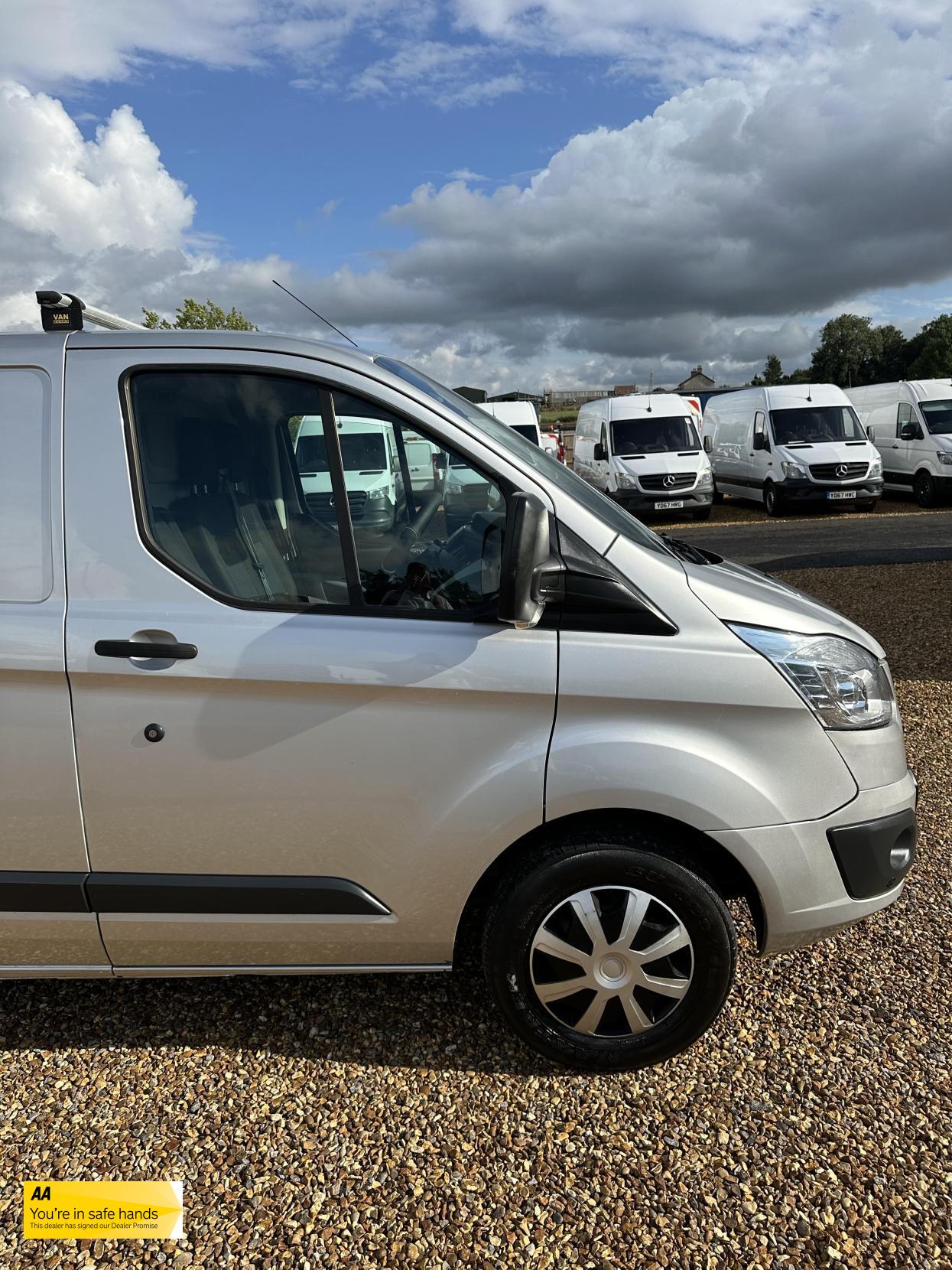 Ford Transit Custom 2.0 TDCi 290 Trend Panel Van 5dr Diesel Manual L1 H1 (163 g/km, 128 bhp)