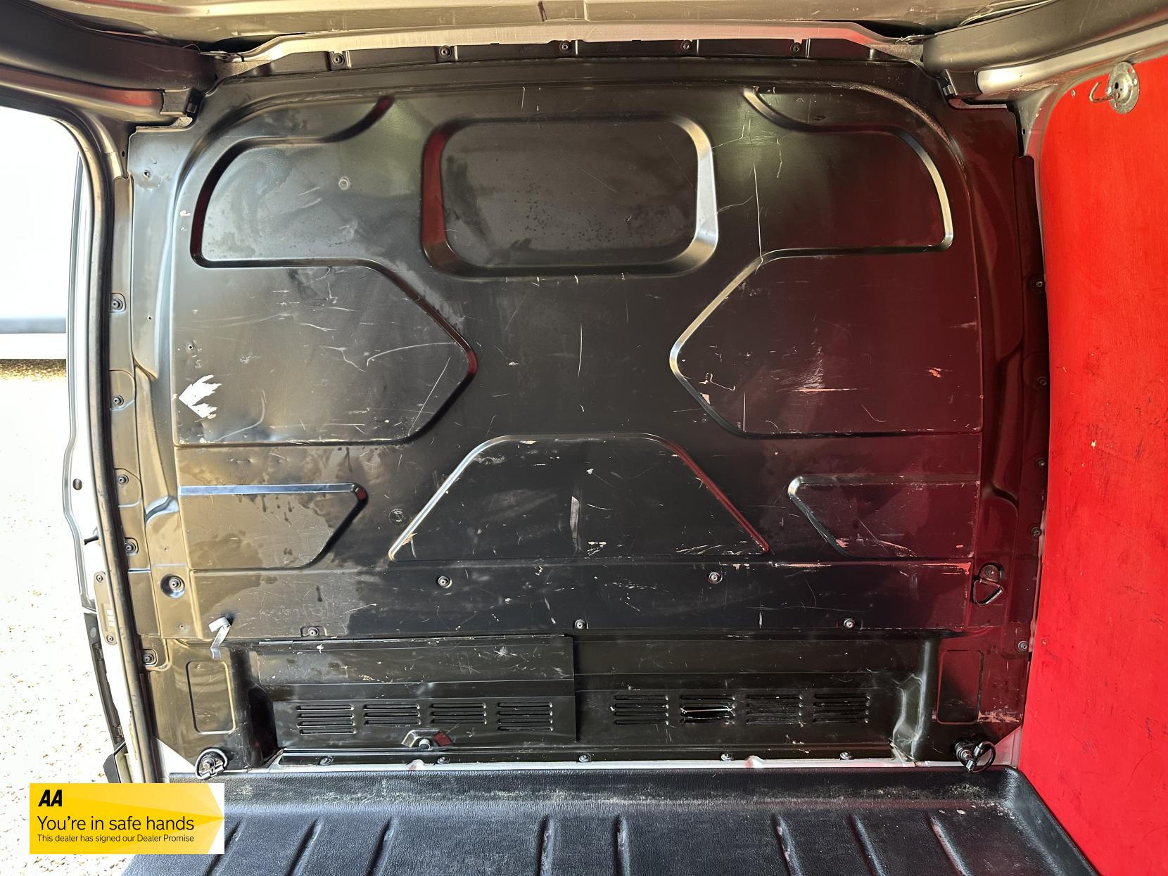 Ford Transit Custom 2.0 TDCi 290 Trend Panel Van 5dr Diesel Manual L1 H1 (163 g/km, 128 bhp)