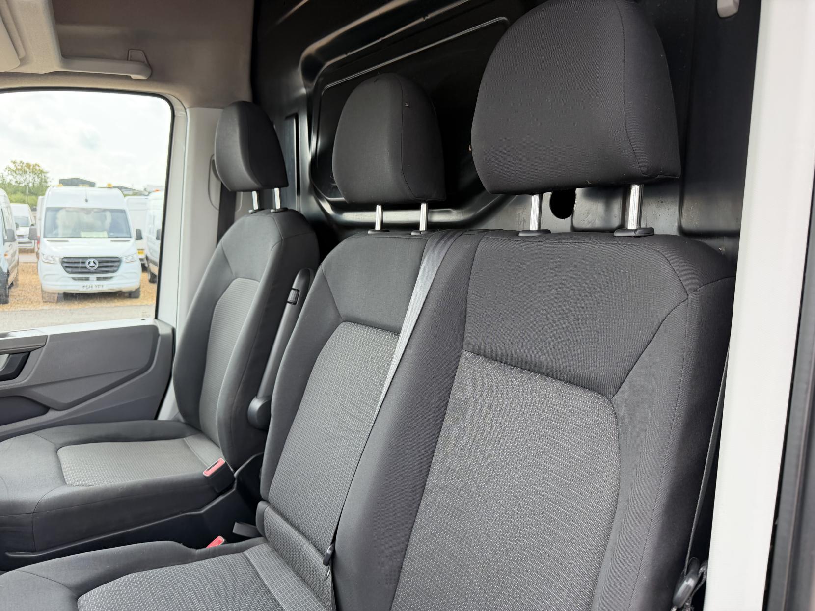 2020 MAN TGE 2.0 3140d Panel Van 5dr Diesel Manual FWD LWB High Roof Euro 6 (s/s) (140 ps) - Thumbnail 19