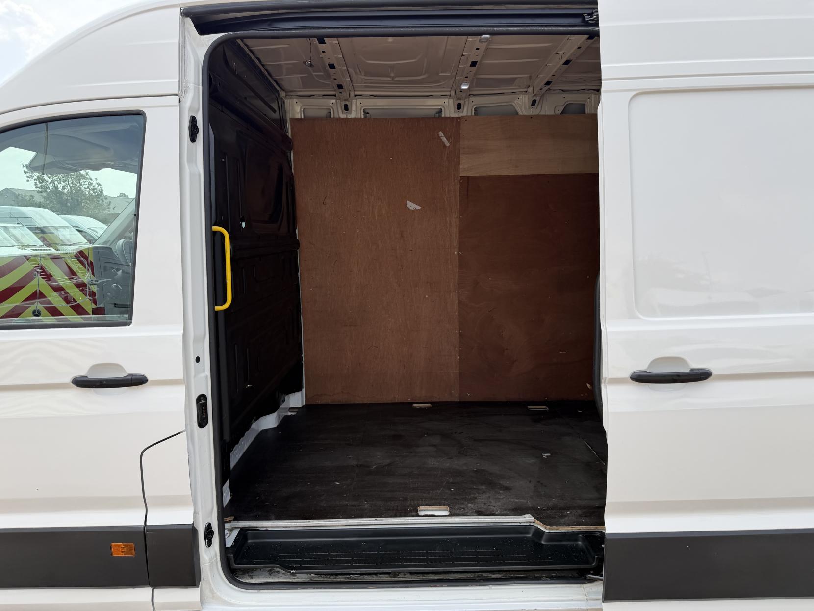 2020 MAN TGE 2.0 3140d Panel Van 5dr Diesel Manual FWD LWB High Roof Euro 6 (s/s) (140 ps) - Thumbnail 18