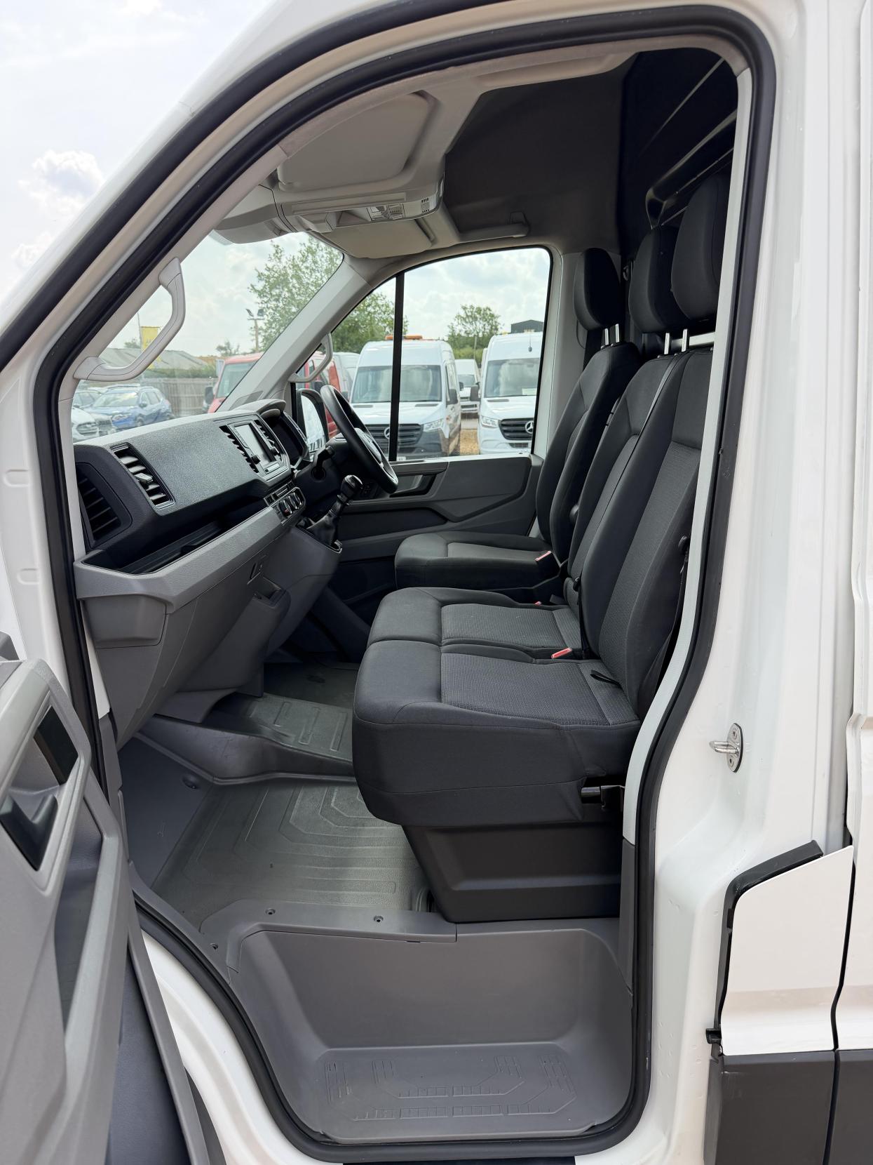 2020 MAN TGE 2.0 3140d Panel Van 5dr Diesel Manual FWD LWB High Roof Euro 6 (s/s) (140 ps) - Thumbnail 20