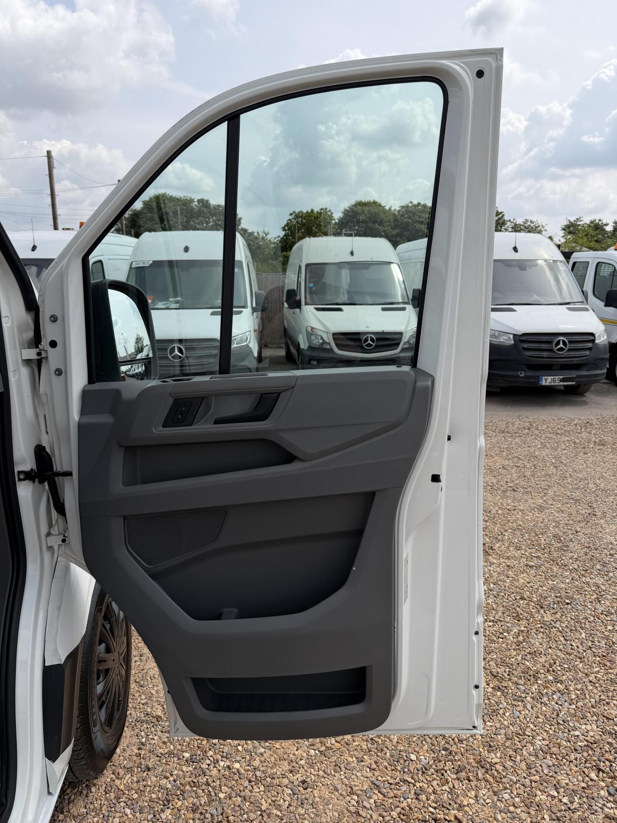 2020 MAN TGE 2.0 3140d Panel Van 5dr Diesel Manual FWD LWB High Roof Euro 6 (s/s) (140 ps) - Thumbnail 14