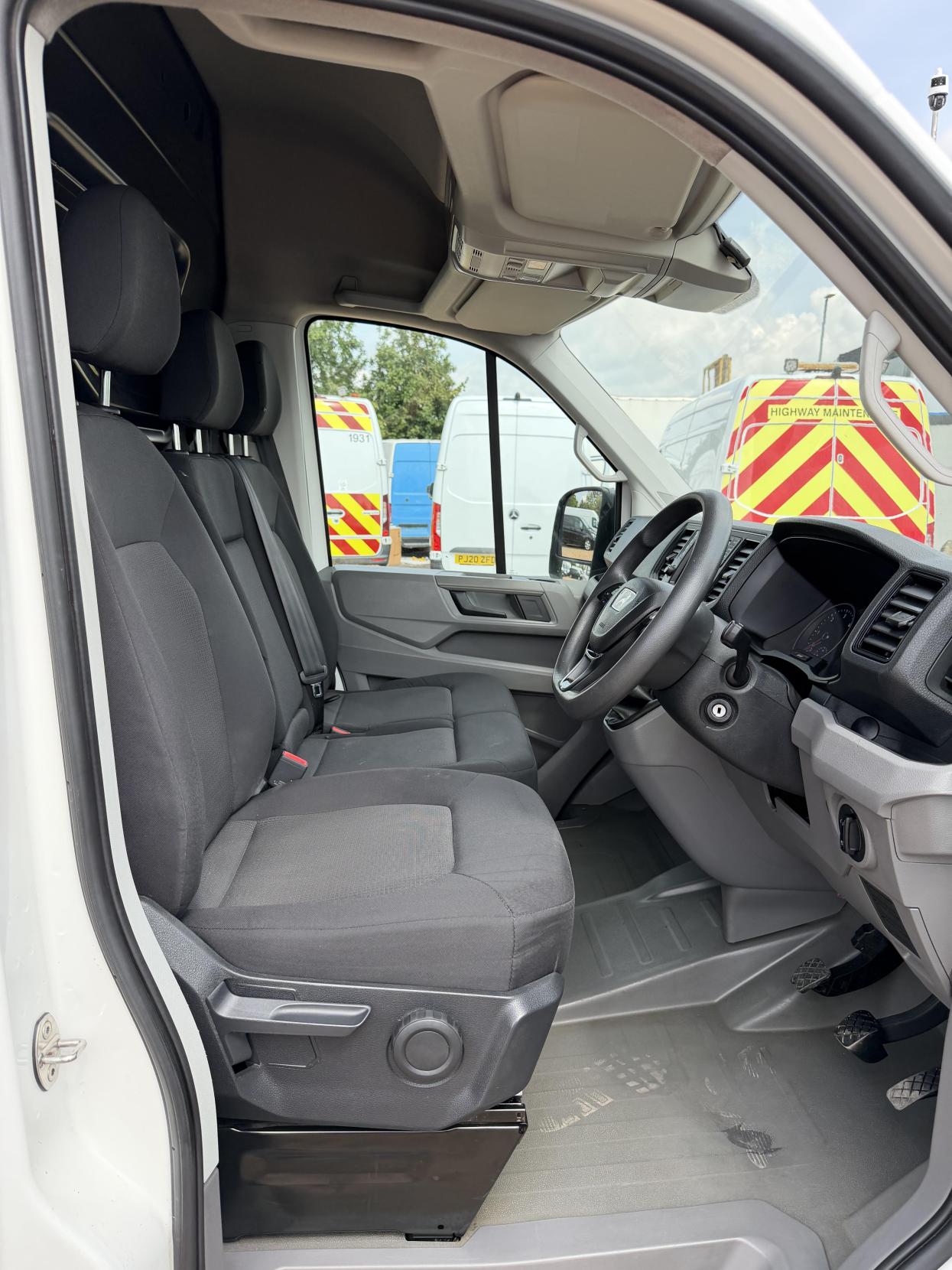2020 MAN TGE 2.0 3140d Panel Van 5dr Diesel Manual FWD LWB High Roof Euro 6 (s/s) (140 ps) - Thumbnail 17