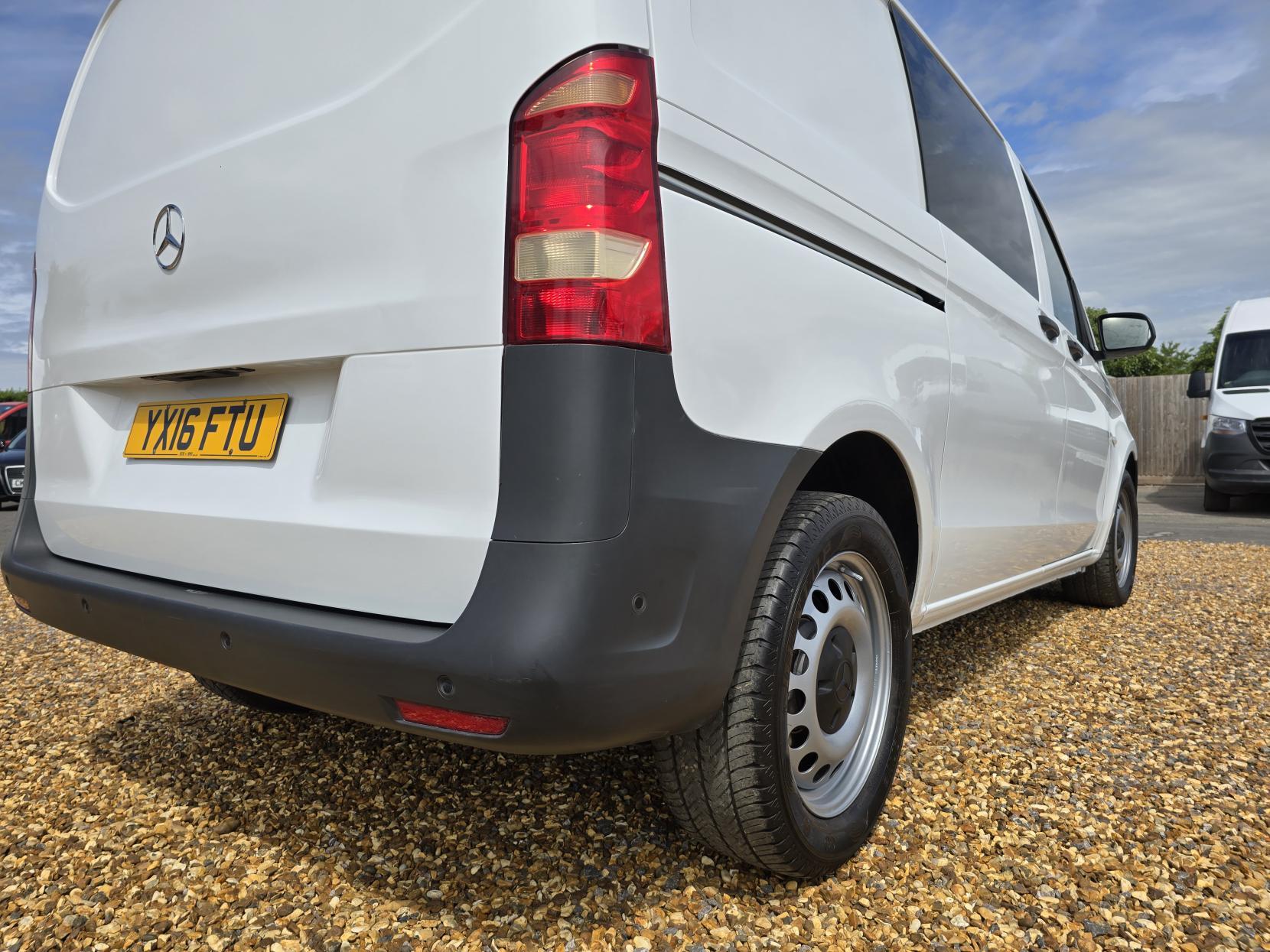 Mercedes-Benz Vito 2.1 116 CDI BlueTEC Panel Van 5dr Diesel Manual RWD L1 Euro 6 (s/s) (163 ps)