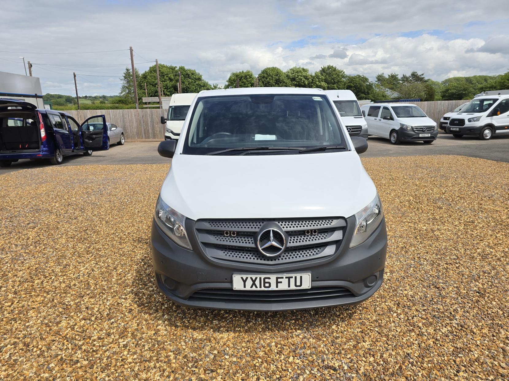 Mercedes-Benz Vito 2.1 116 CDI BlueTEC Panel Van 5dr Diesel Manual RWD L1 Euro 6 (s/s) (163 ps)