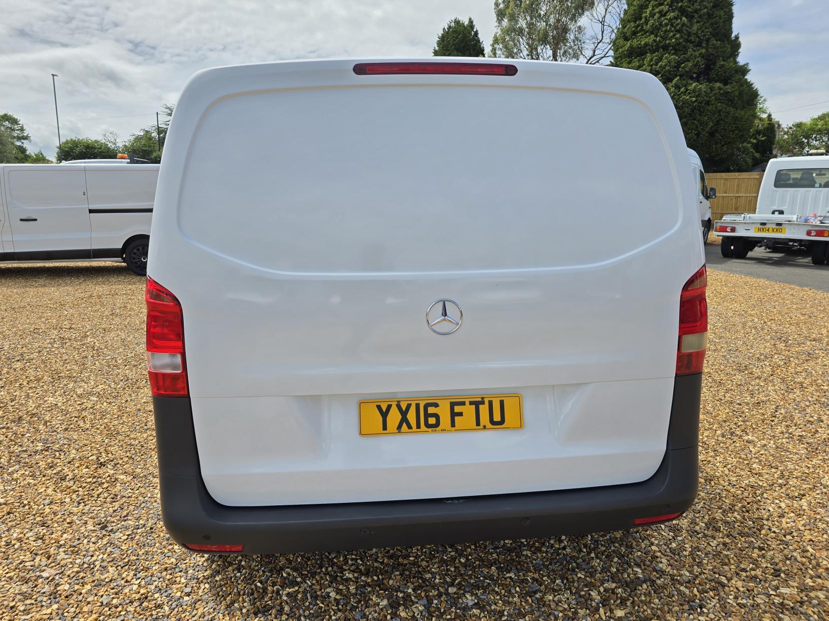 Mercedes-Benz Vito 2.1 116 CDI BlueTEC Panel Van 5dr Diesel Manual RWD L1 Euro 6 (s/s) (163 ps)