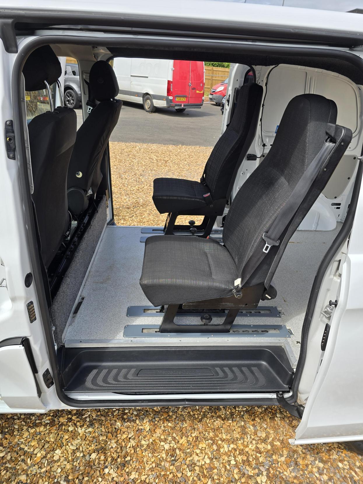 Mercedes-Benz Vito 2.1 116 CDI BlueTEC Panel Van 5dr Diesel Manual RWD L1 Euro 6 (s/s) (163 ps)