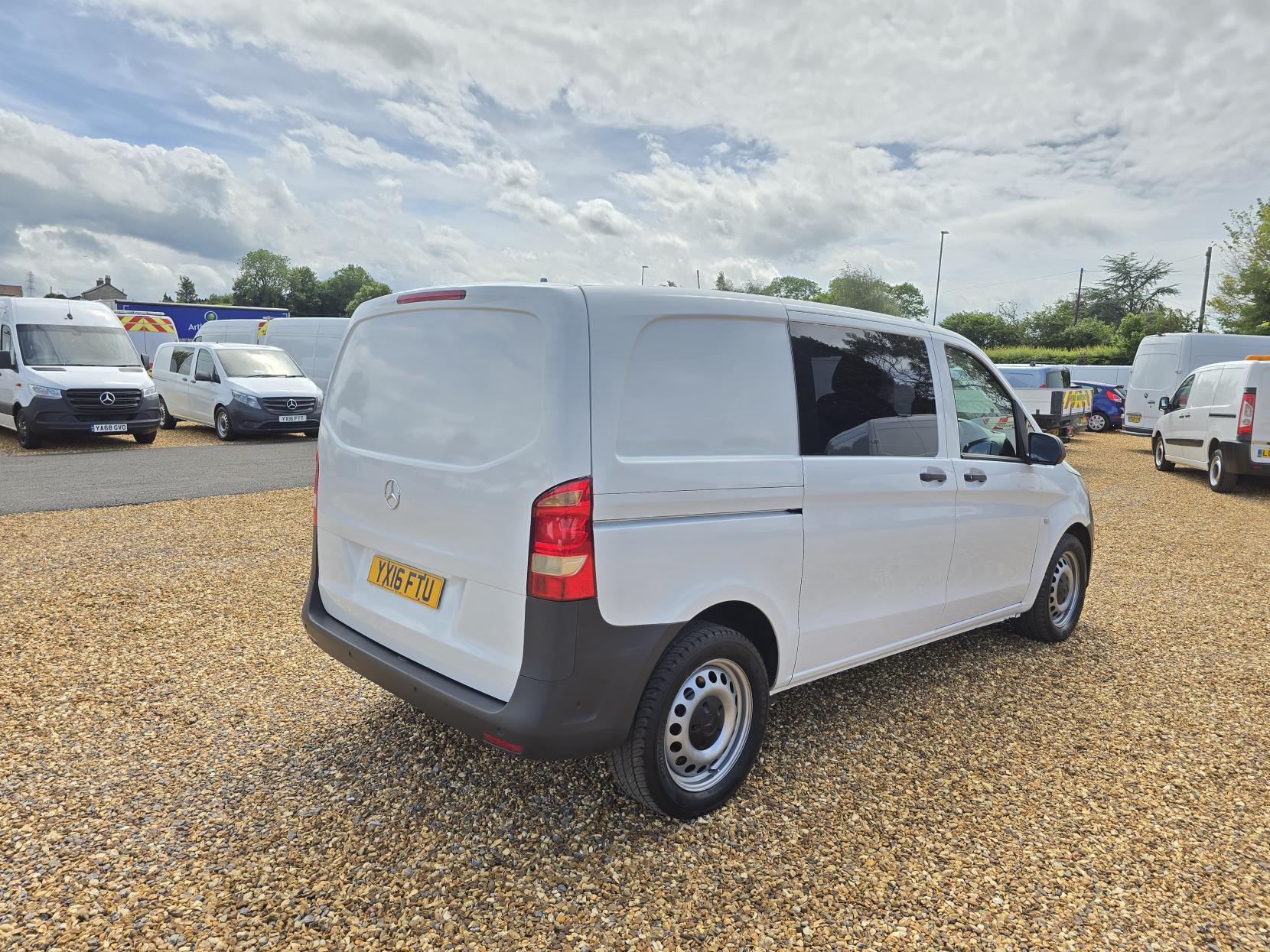 Mercedes-Benz Vito 2.1 116 CDI BlueTEC Panel Van 5dr Diesel Manual RWD L1 Euro 6 (s/s) (163 ps)