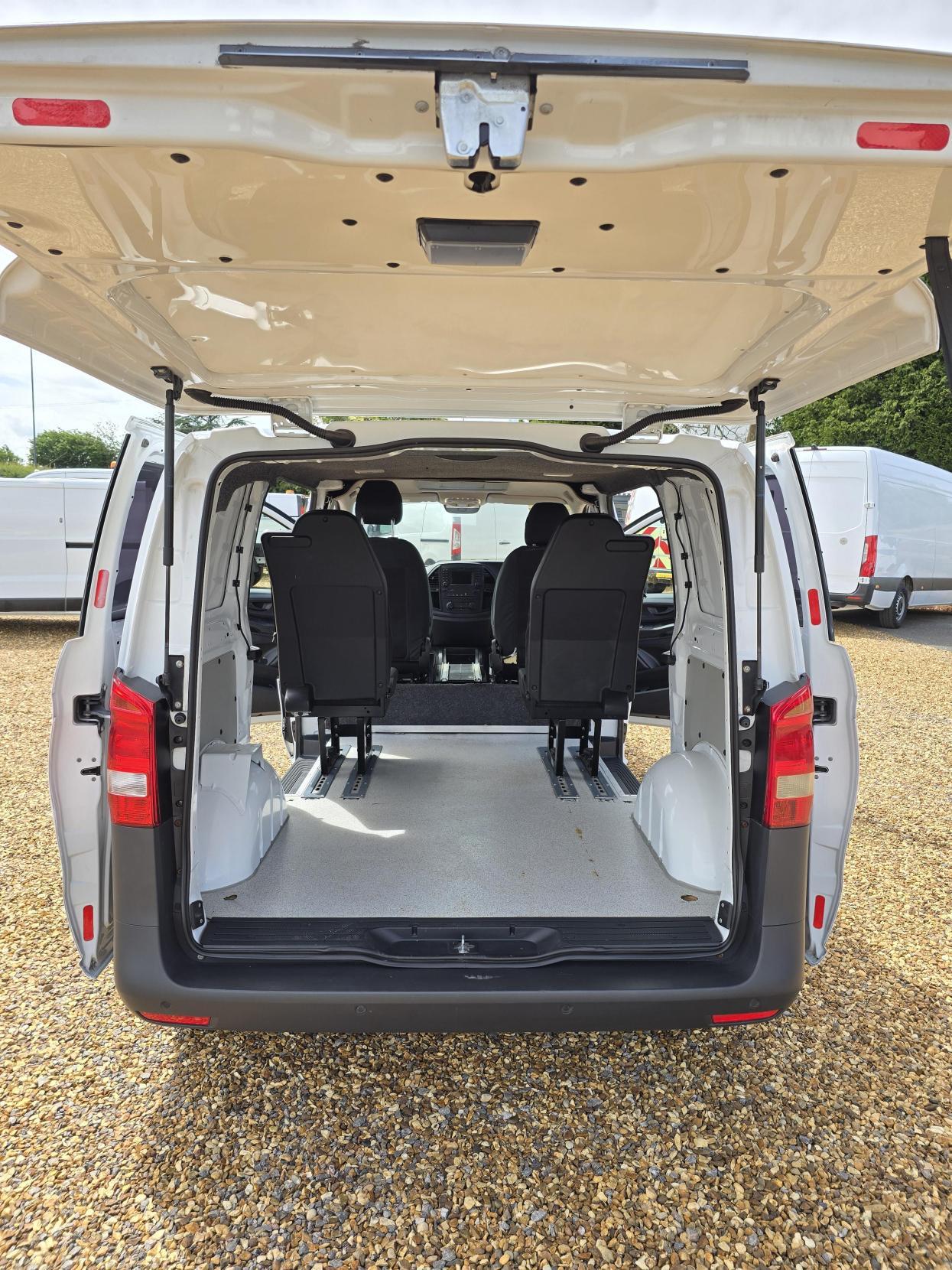 Mercedes-Benz Vito 2.1 116 CDI BlueTEC Panel Van 5dr Diesel Manual RWD L1 Euro 6 (s/s) (163 ps)