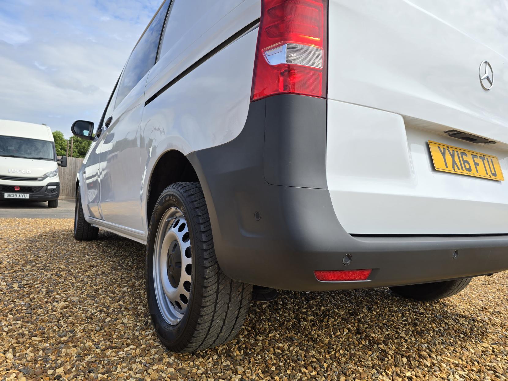 Mercedes-Benz Vito 2.1 116 CDI BlueTEC Panel Van 5dr Diesel Manual RWD L1 Euro 6 (s/s) (163 ps)