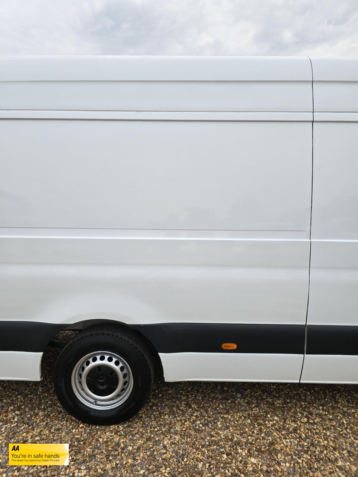 Mercedes-Benz Sprinter 2.1 311 CDI Panel Van 5dr Diesel Manual RWD L3 H2 Euro 6 (114 ps)