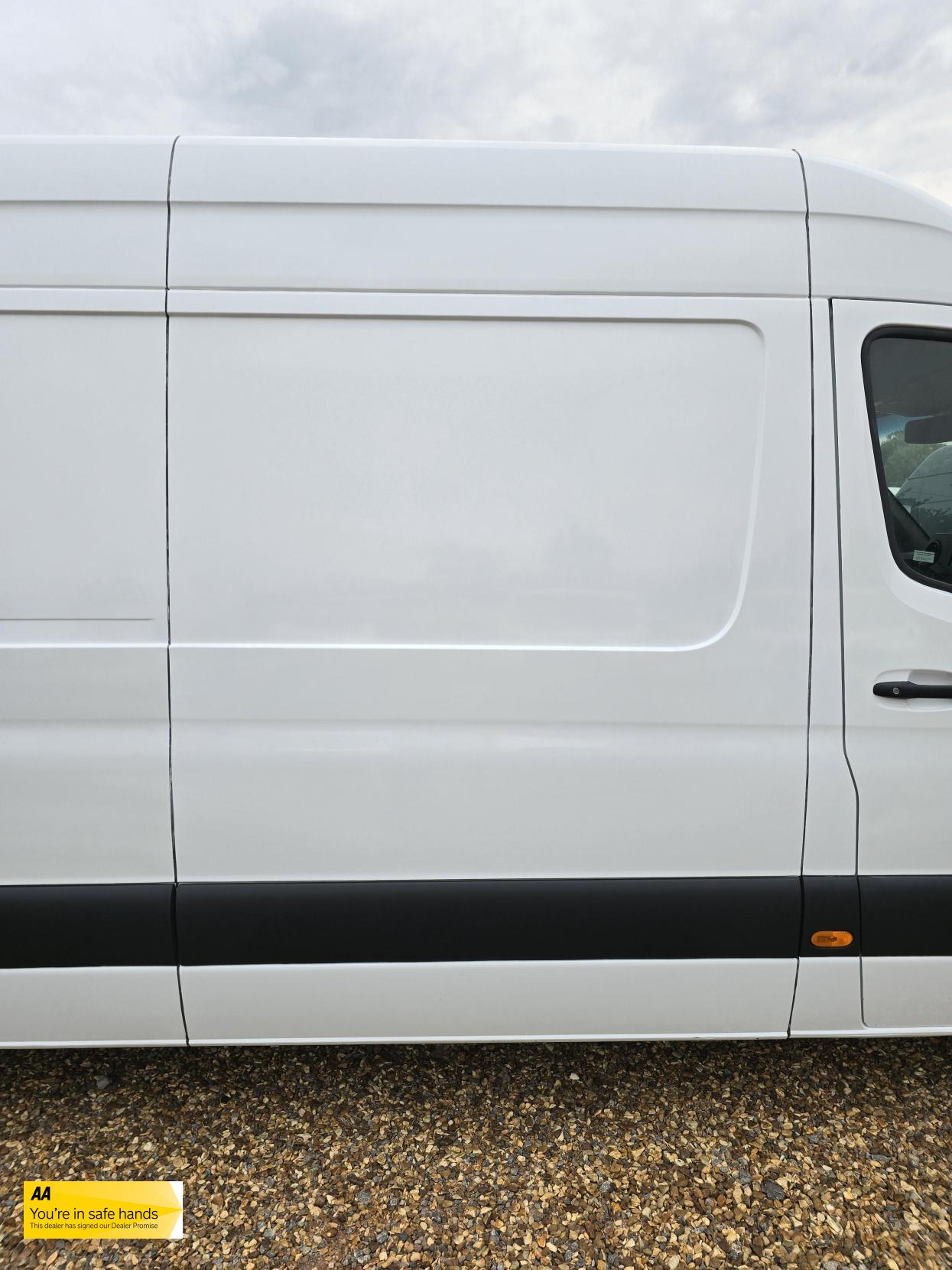 Mercedes-Benz Sprinter 2.1 311 CDI Panel Van 5dr Diesel Manual RWD L3 H2 Euro 6 (114 ps)