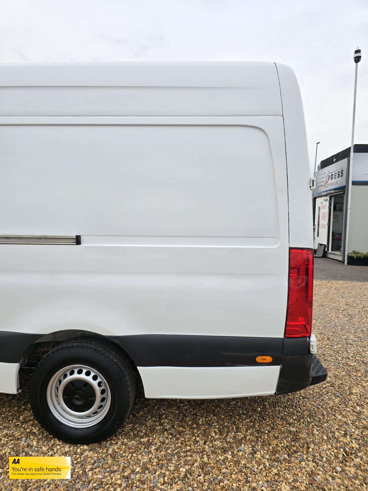Mercedes-Benz Sprinter 2.1 311 CDI Panel Van 5dr Diesel Manual RWD L3 H2 Euro 6 (114 ps)