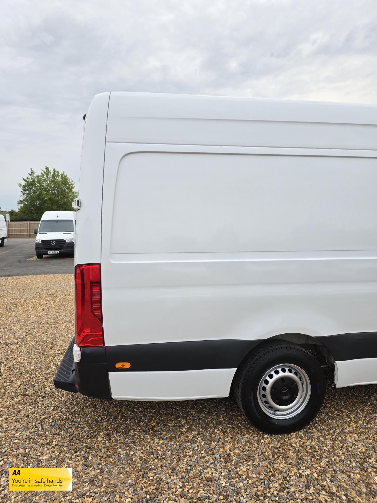 Mercedes-Benz Sprinter 2.1 311 CDI Panel Van 5dr Diesel Manual RWD L3 H2 Euro 6 (114 ps)