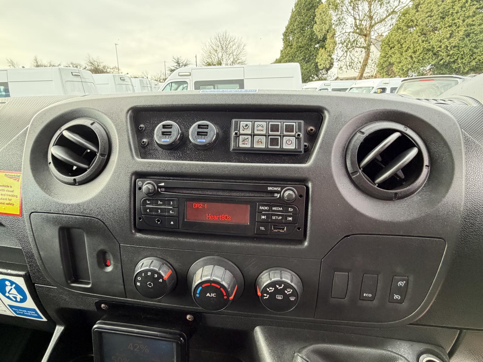 Vauxhall Movano 2.3 CDTi 3500 Panel Van 5dr Diesel Manual FWD L2 H2 Euro 6 (130 ps)