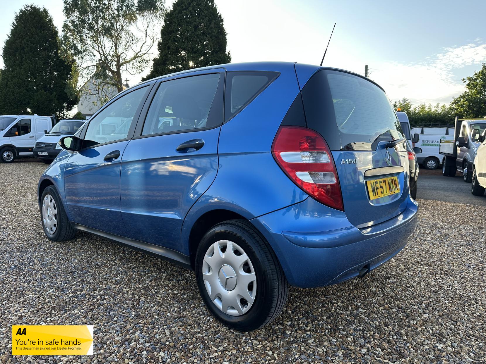 Mercedes-Benz A Class 1.5 A150 Classic Hatchback 5dr Petrol Manual (148 g/km, 95 bhp)