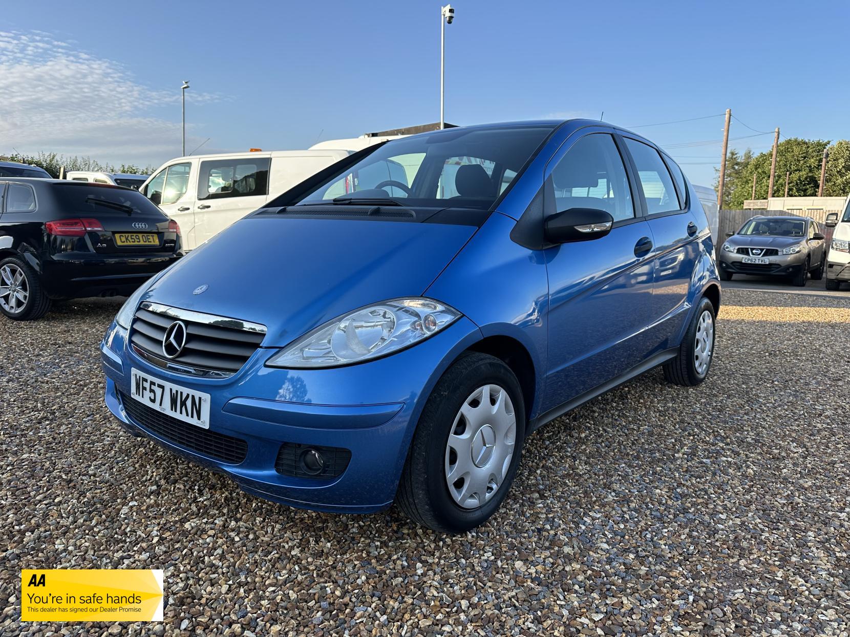 Mercedes-Benz A Class 1.5 A150 Classic Hatchback 5dr Petrol Manual (148 g/km, 95 bhp)