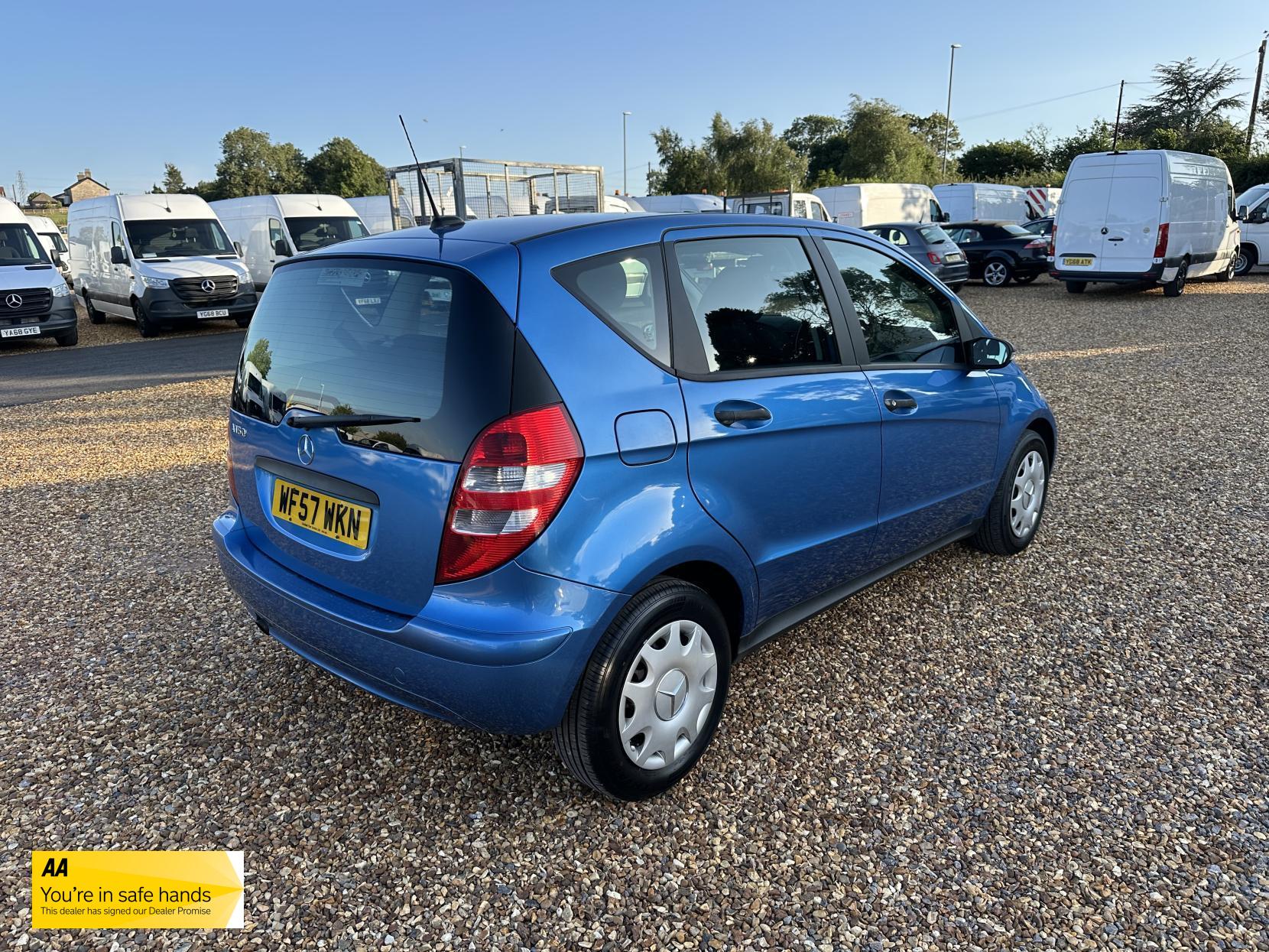 Mercedes-Benz A Class 1.5 A150 Classic Hatchback 5dr Petrol Manual (148 g/km, 95 bhp)