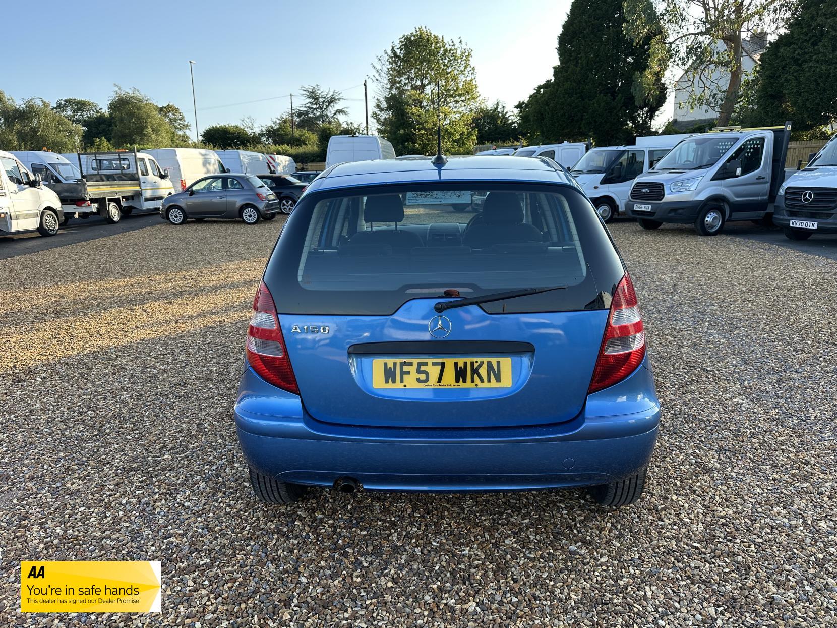Mercedes-Benz A Class 1.5 A150 Classic Hatchback 5dr Petrol Manual (148 g/km, 95 bhp)