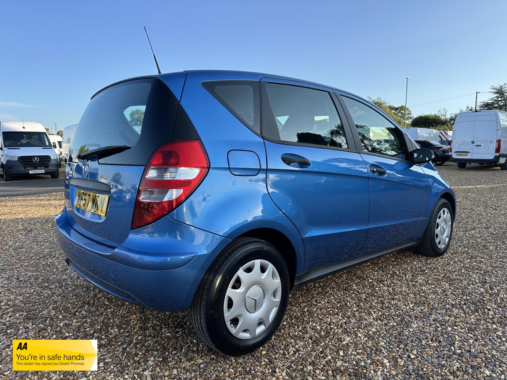 Mercedes-Benz A Class 1.5 A150 Classic Hatchback 5dr Petrol Manual (148 g/km, 95 bhp)