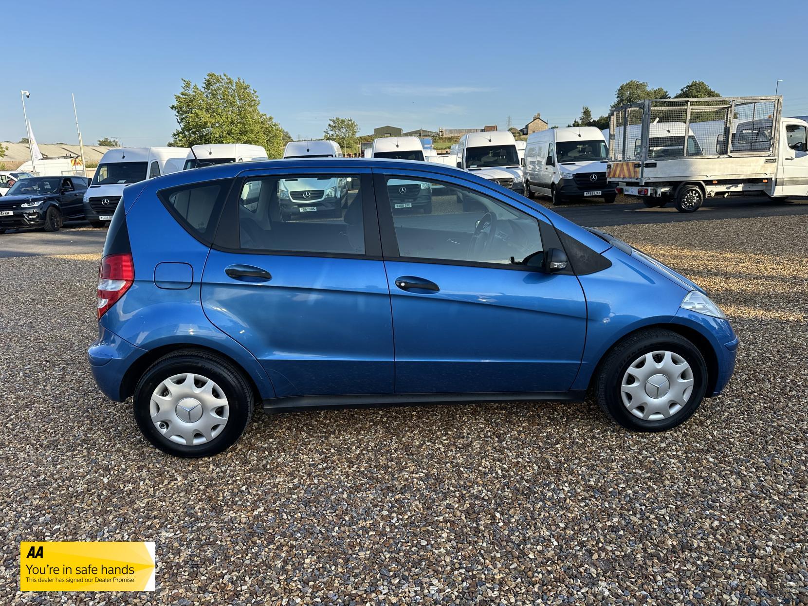 Mercedes-Benz A Class 1.5 A150 Classic Hatchback 5dr Petrol Manual (148 g/km, 95 bhp)