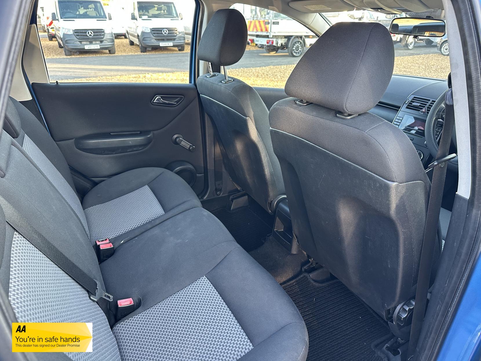 Mercedes-Benz A Class 1.5 A150 Classic Hatchback 5dr Petrol Manual (148 g/km, 95 bhp)