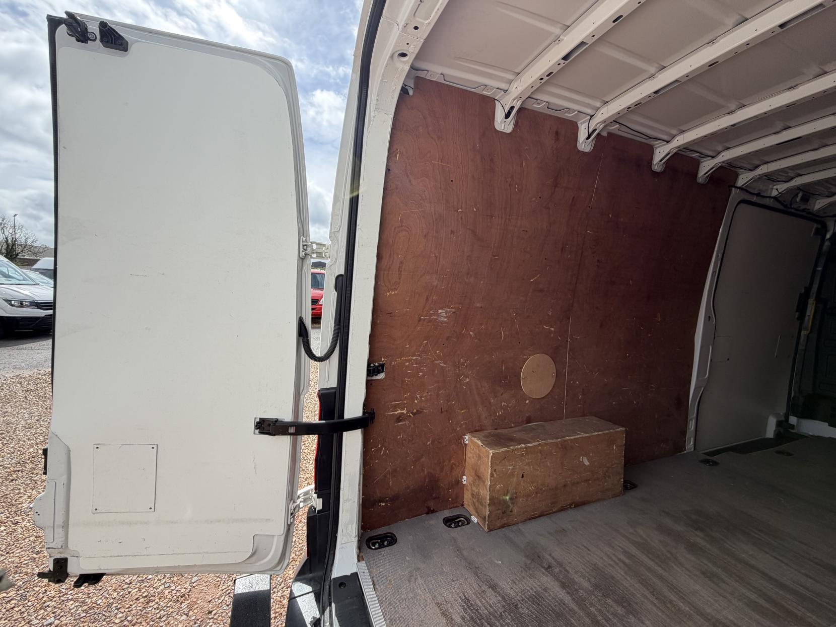 Volkswagen Crafter 2.0 TDI CR35 Startline Panel Van 5dr Diesel Manual FWD LWB High Roof Euro 6 (s/s) (140 ps)