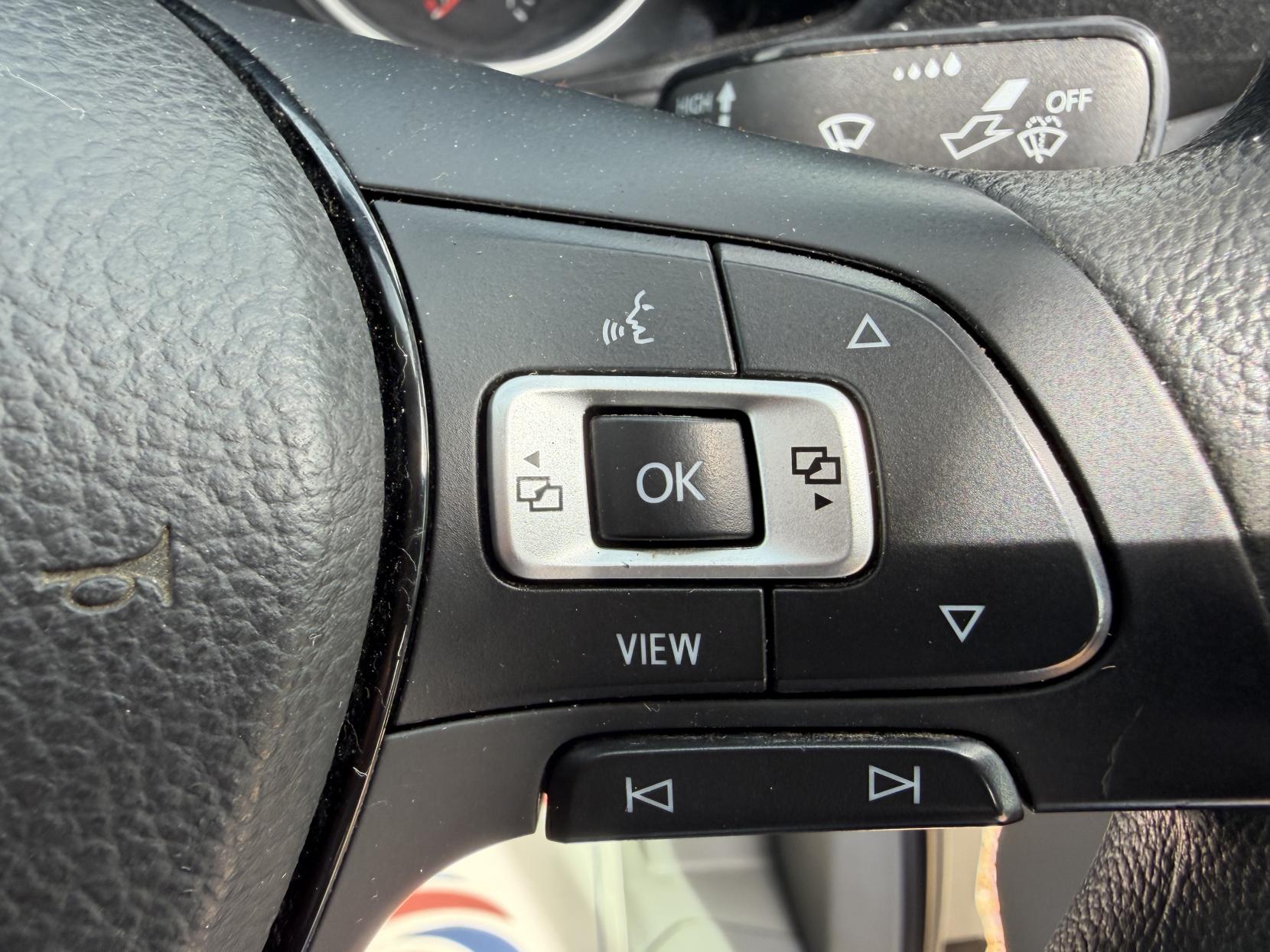 2021 Volkswagen Crafter 2.0 TDI CR35 Trendline Panel Van 5dr Diesel Manual FWD LWB High Roof Euro 6 (s/s) (140 ps) - Thumbnail 27