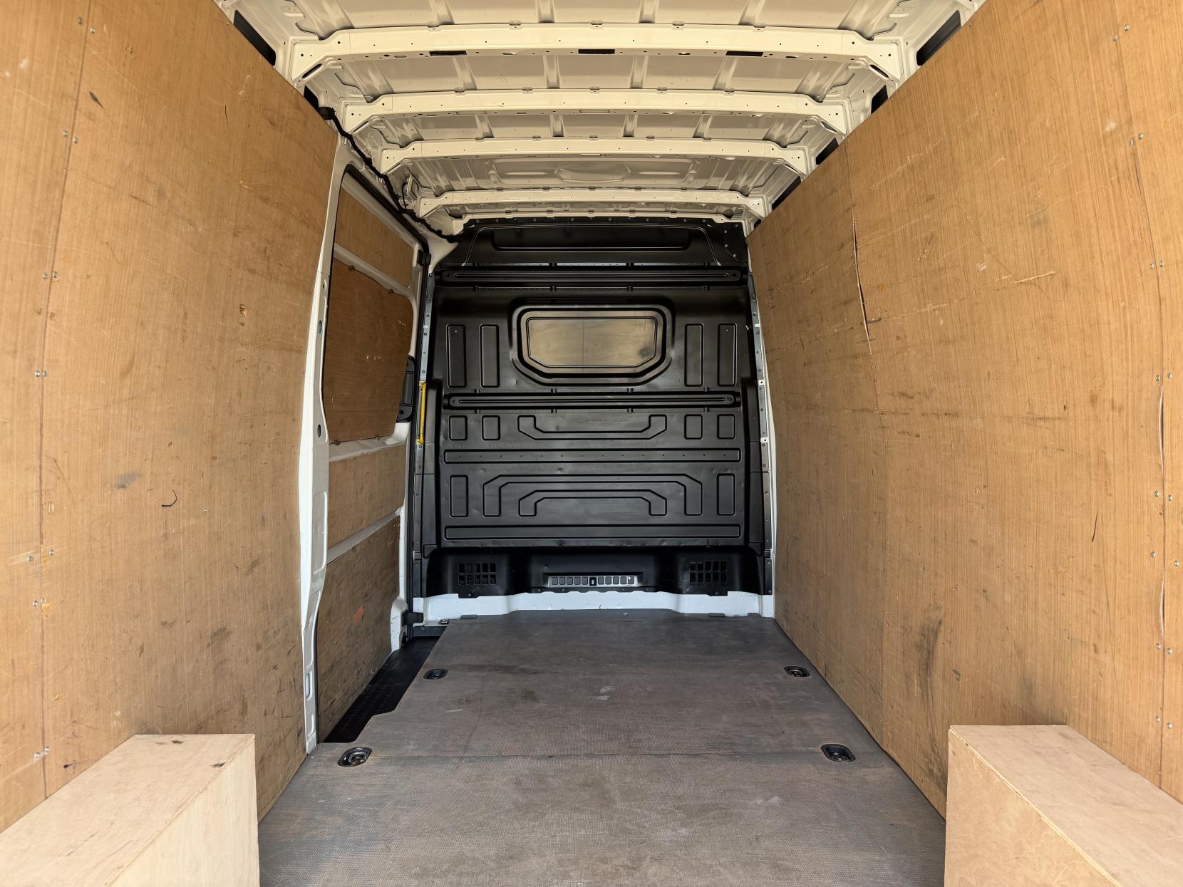2021 Volkswagen Crafter 2.0 TDI CR35 Trendline Panel Van 5dr Diesel Manual FWD LWB High Roof Euro 6 (s/s) (140 ps) - Thumbnail 49