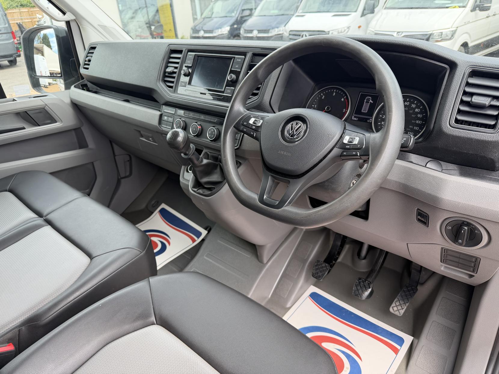 2021 Volkswagen Crafter 2.0 TDI CR35 Trendline Panel Van 5dr Diesel Manual FWD LWB High Roof Euro 6 (s/s) (140 ps) - Thumbnail 2