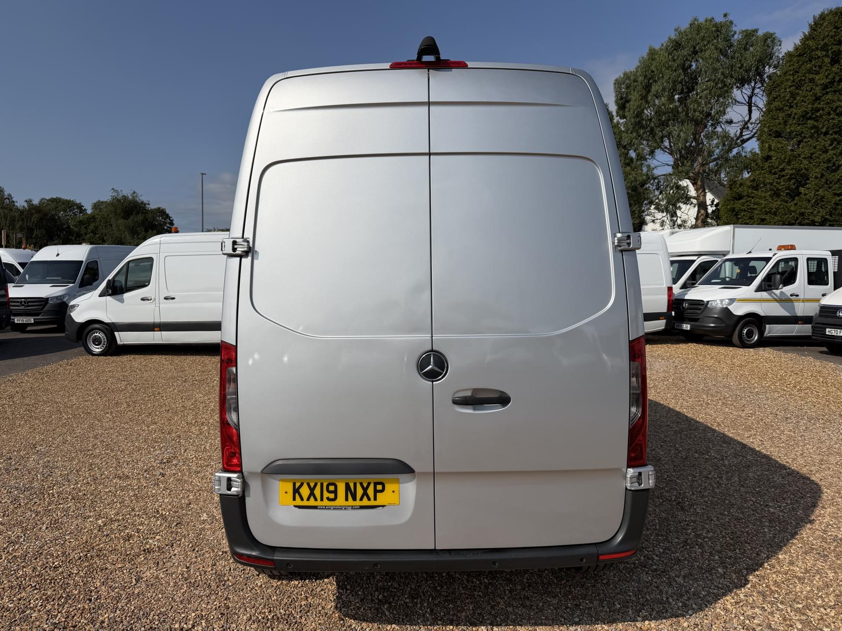 2019 Mercedes-Benz Sprinter 2.1 314 CDI Panel Van 5dr Diesel Manual FWD L2 H2 Euro 6 (143 ps) - Thumbnail 8