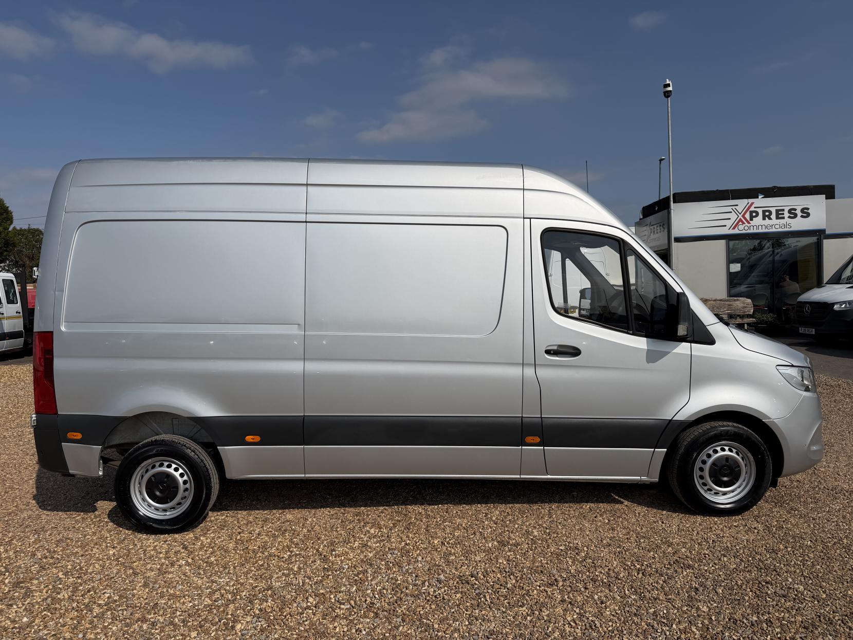 2019 Mercedes-Benz Sprinter 2.1 314 CDI Panel Van 5dr Diesel Manual FWD L2 H2 Euro 6 (143 ps) - Thumbnail 10