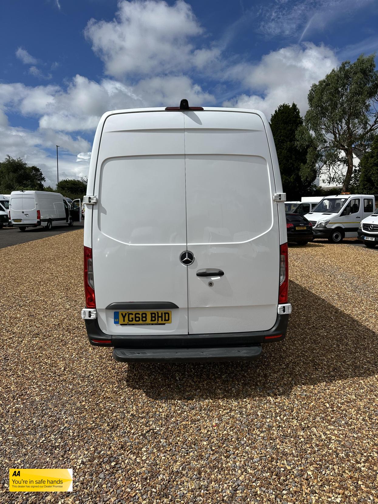 Mercedes-Benz Sprinter 2.1 311 CDI Panel Van 5dr Diesel Manual RWD L3 H2 Euro 6 (114 ps)