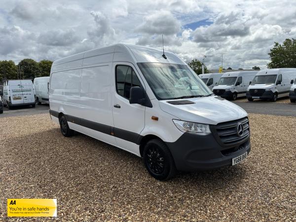 Mercedes-Benz Sprinter 2.1 311 CDI Panel Van 5dr Diesel Manual RWD L3 H2 Euro 6 (114 ps)