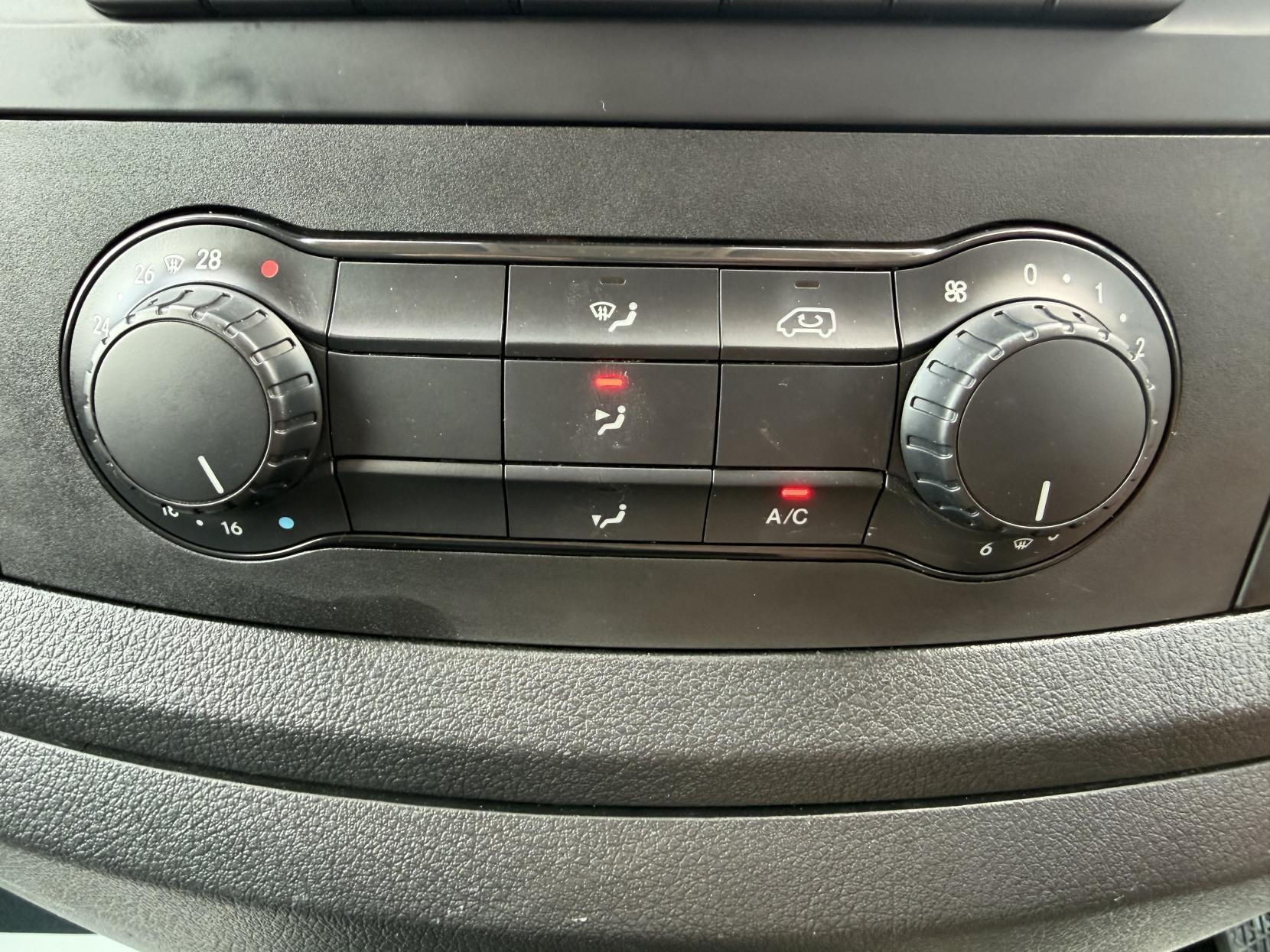 2017 Mercedes-Benz Vito 2.1 114 CDI BlueTEC Panel Van 5dr Diesel Manual RWD L3 Euro 6 (s/s) (136 ps) - Thumbnail 47