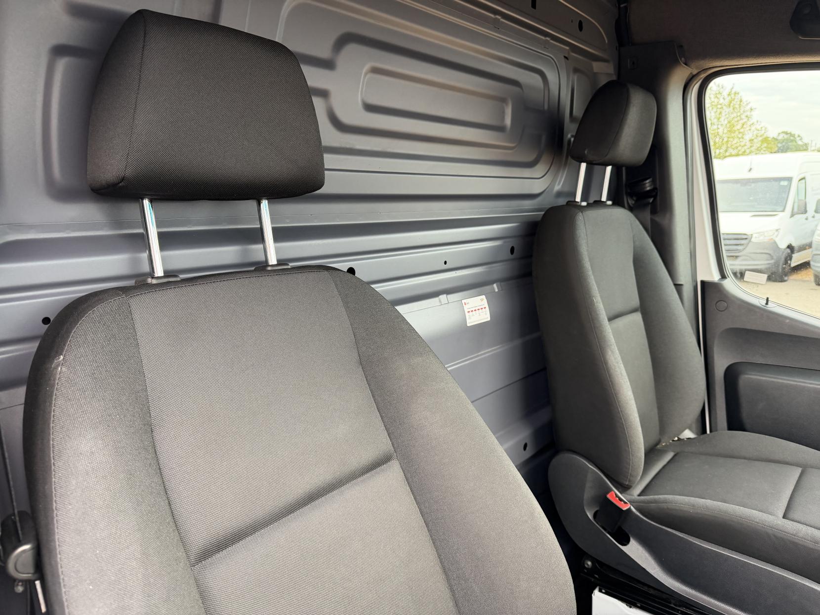 2020 Mercedes-Benz Sprinter 2.1 311 CDI Panel Van 5dr Diesel Manual RWD L3 H2 Euro 6 (114 ps) - Thumbnail 15