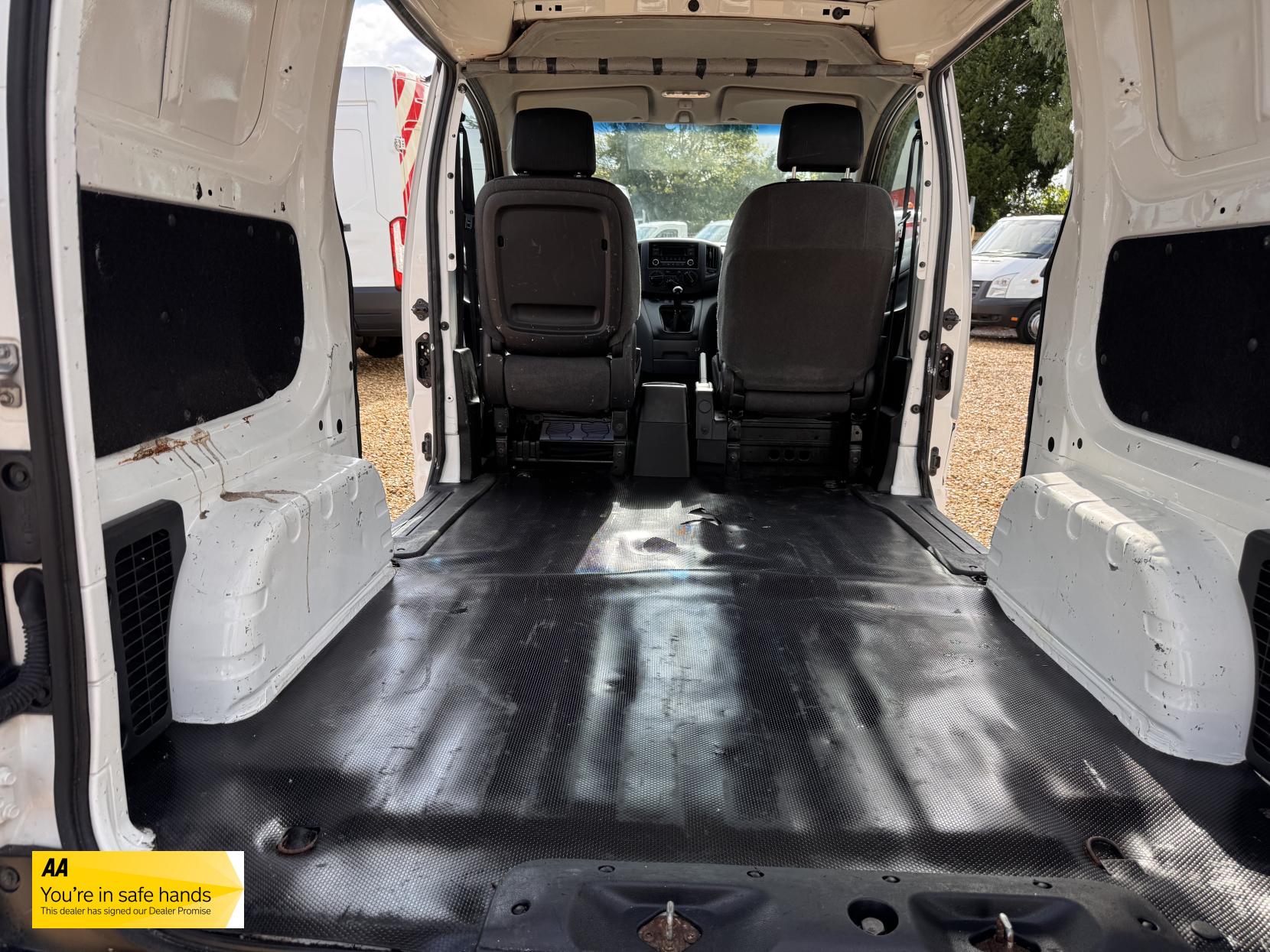 Nissan NV200 1.5 dCi SE Panel Van 6dr Diesel Manual SWB Euro 5 (89 ps)