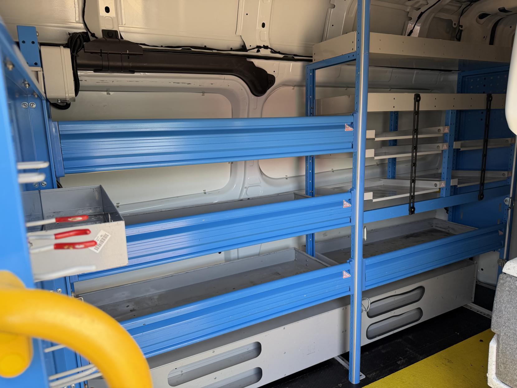 2019 Ford Transit Custom 2.0 320 EcoBlue Panel Van 5dr Diesel Manual L2 H2 Euro 6 (130 ps) - Thumbnail 29