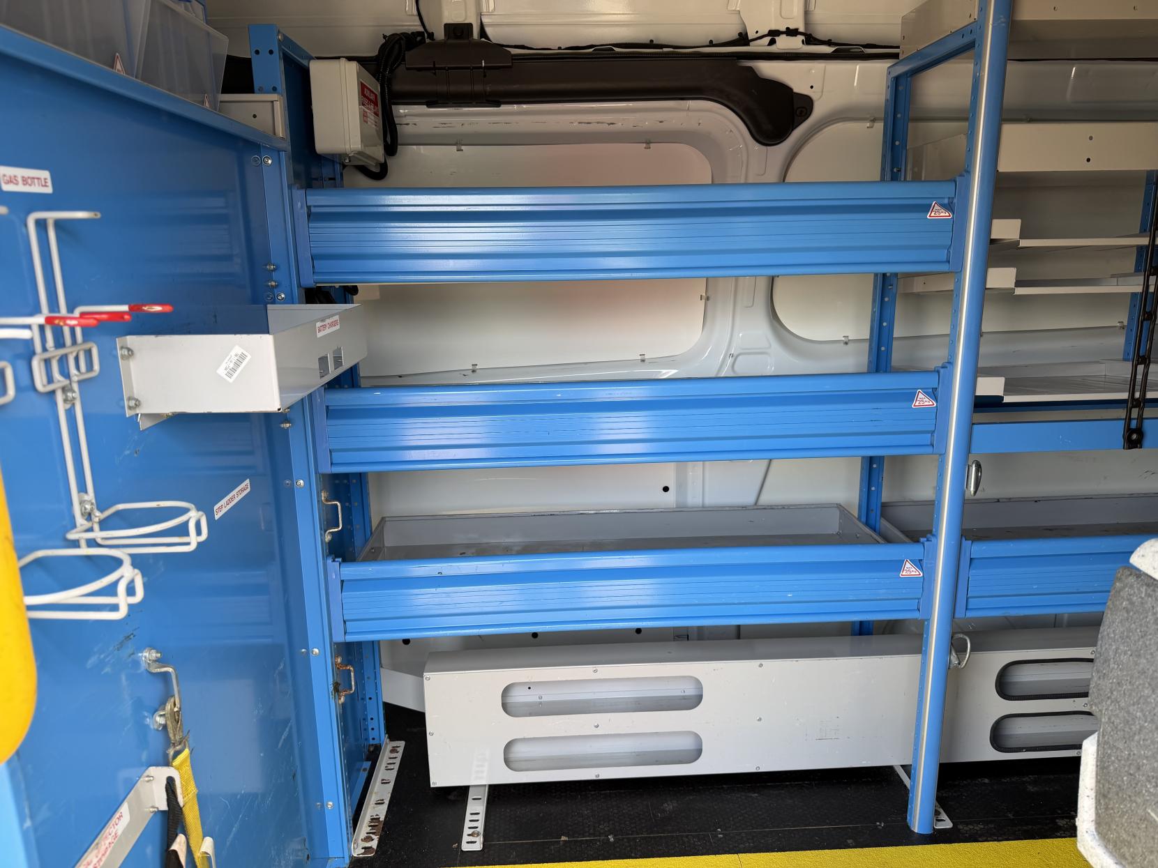 2019 Ford Transit Custom 2.0 320 EcoBlue Panel Van 5dr Diesel Manual L2 H2 Euro 6 (130 ps) - Thumbnail 30