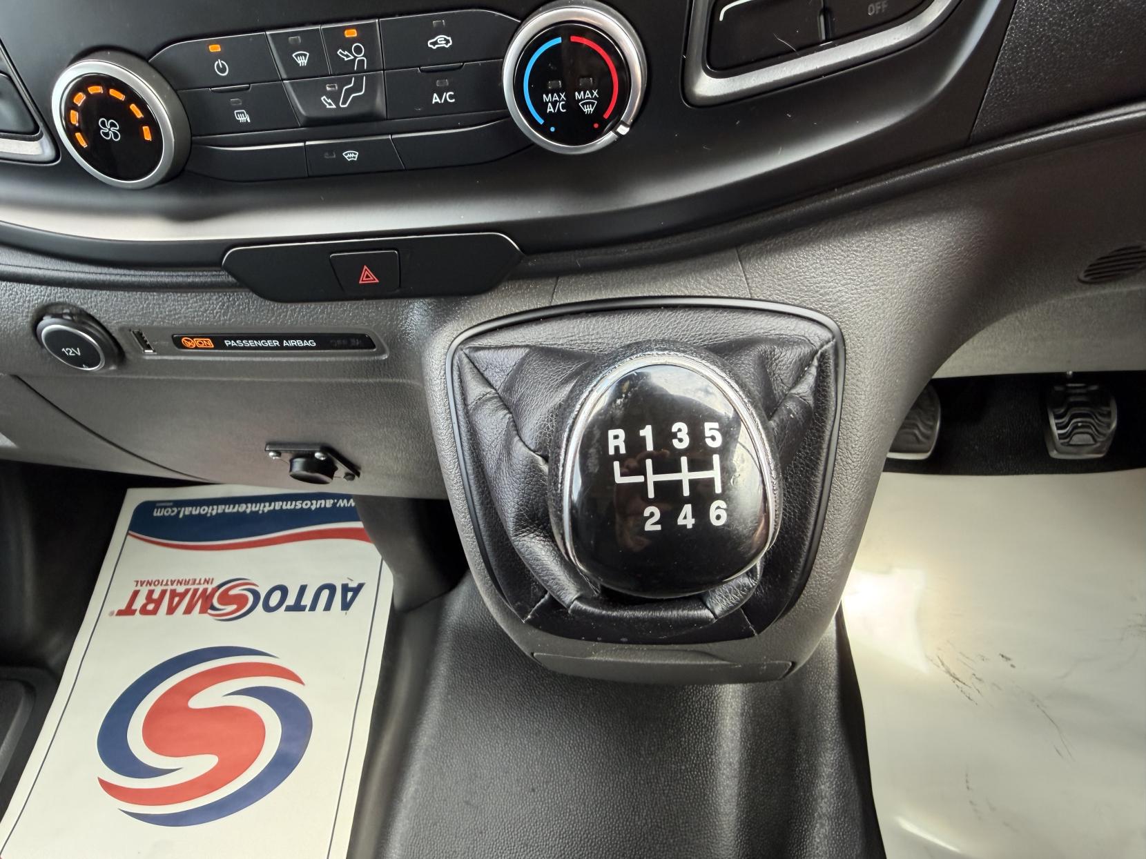 2019 Ford Transit Custom 2.0 320 EcoBlue Panel Van 5dr Diesel Manual L2 H2 Euro 6 (130 ps) - Thumbnail 28