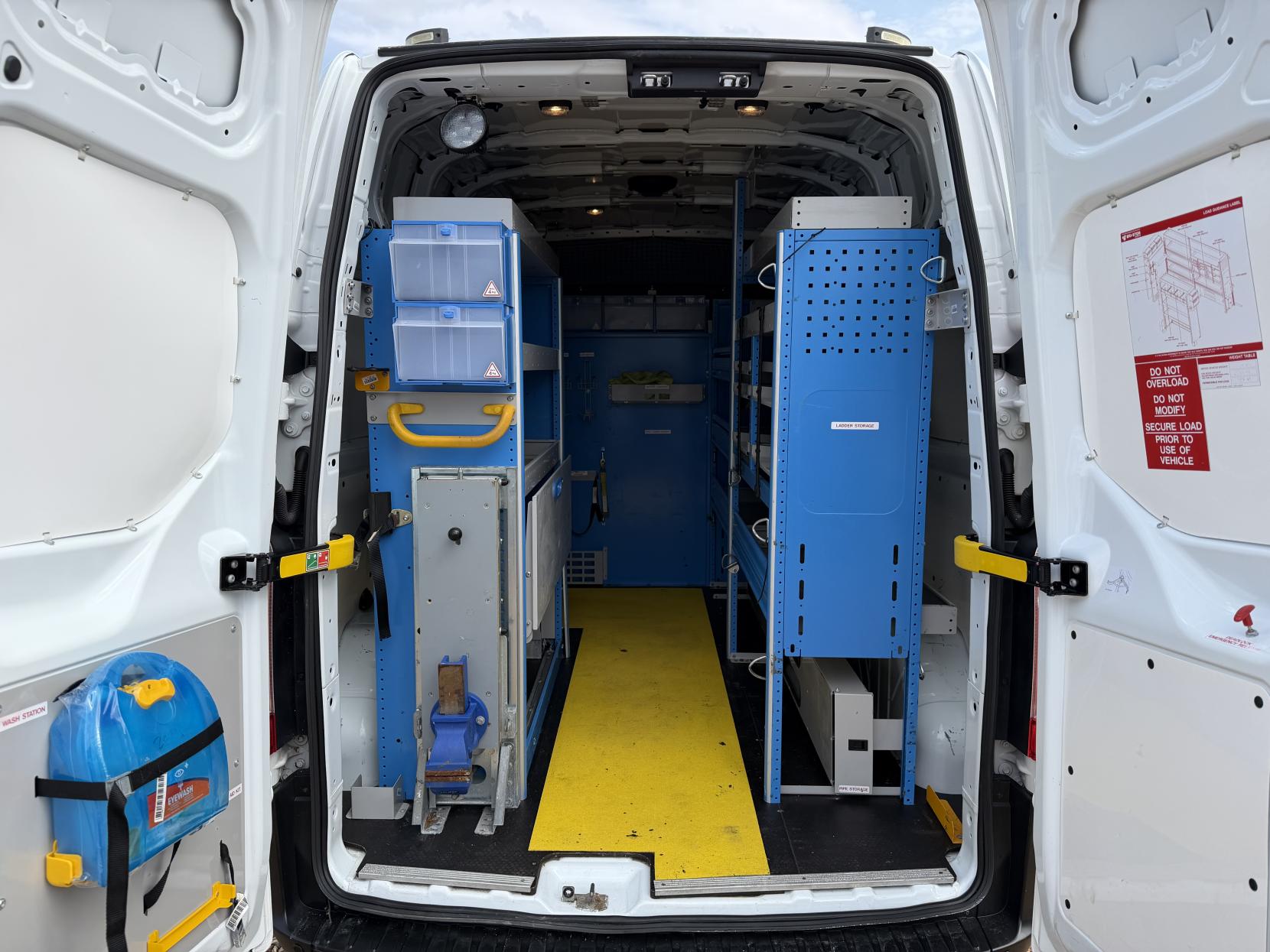 2019 Ford Transit Custom 2.0 320 EcoBlue Panel Van 5dr Diesel Manual L2 H2 Euro 6 (130 ps) - Thumbnail 3