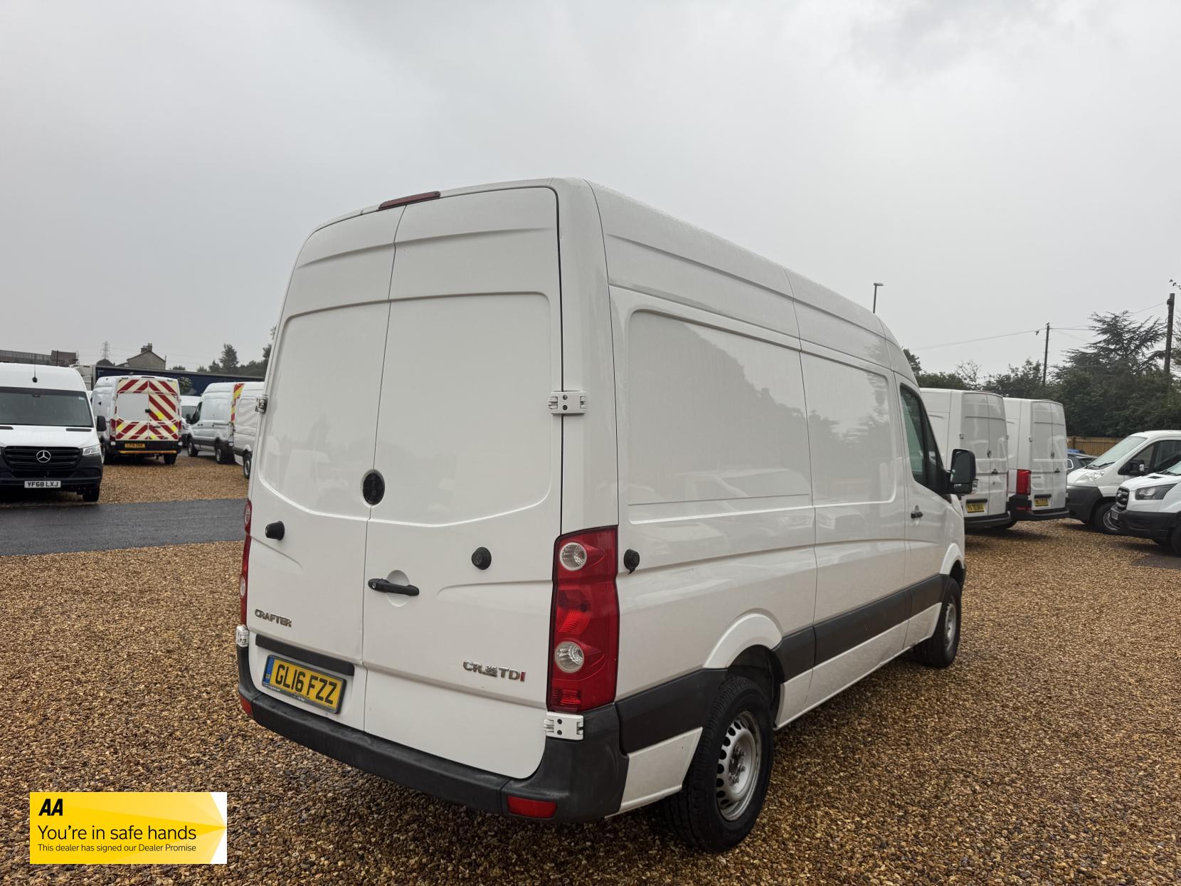 Volkswagen Crafter 2.0 TDI CR35 Panel Van 4dr Diesel Manual L2 H3 (234 g/km, 134 bhp)
