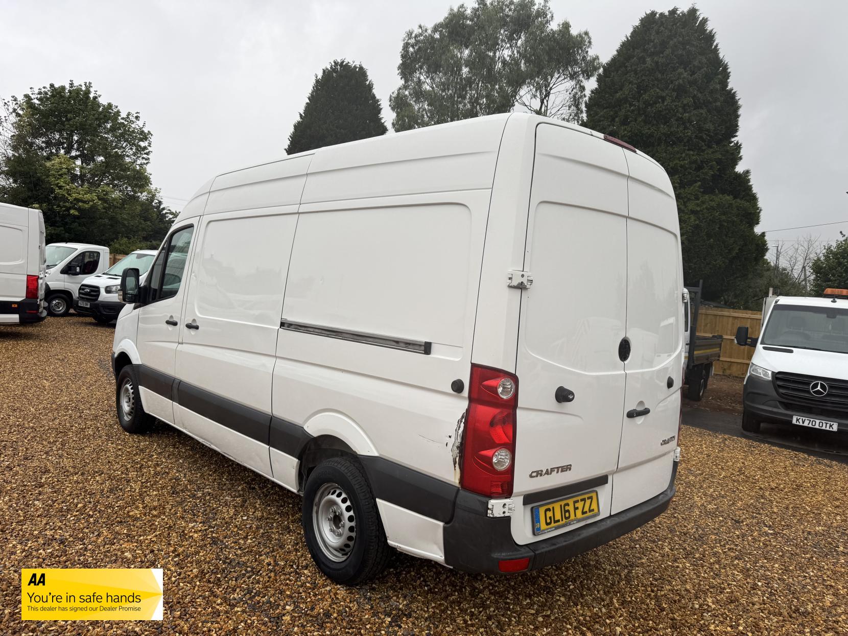 Volkswagen Crafter 2.0 TDI CR35 Panel Van 4dr Diesel Manual L2 H3 (234 g/km, 134 bhp)