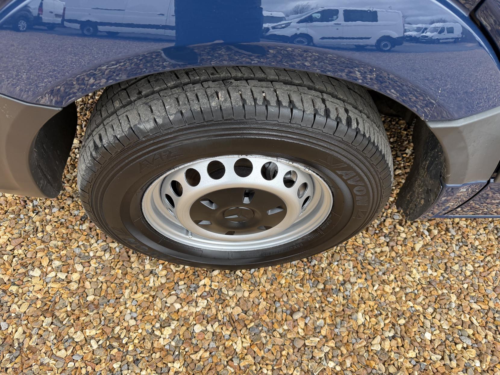 Mercedes-Benz Sprinter 2.1 313 CDi Panel Van 4dr Diesel Manual RWD L2 (129 bhp)