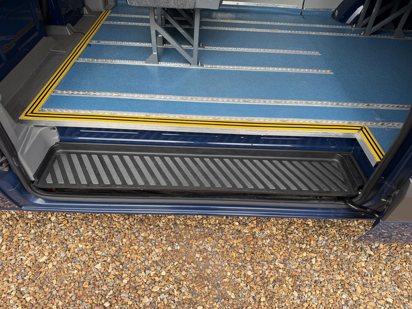 Mercedes-Benz Sprinter 2.1 313 CDi Panel Van 4dr Diesel Manual RWD L2 (129 bhp)