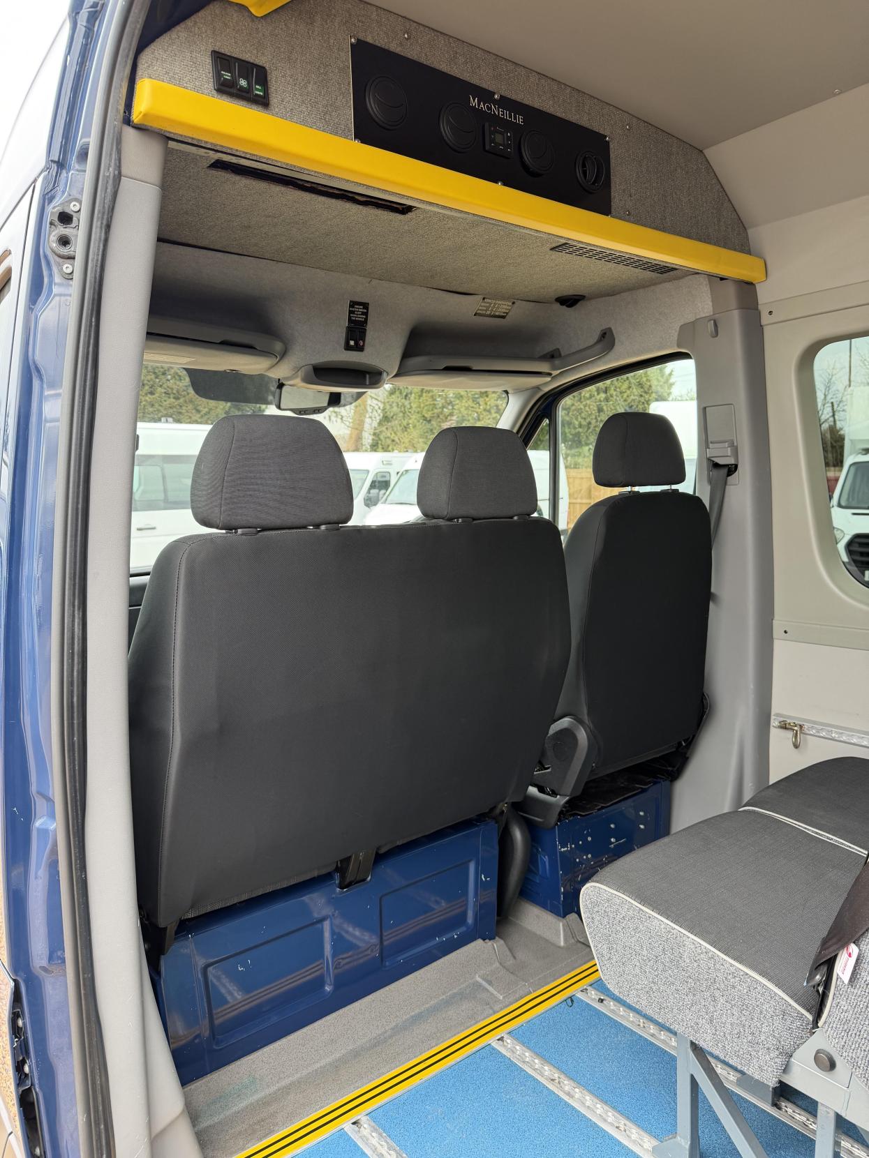 Mercedes-Benz Sprinter 2.1 313 CDi Panel Van 4dr Diesel Manual RWD L2 (129 bhp)