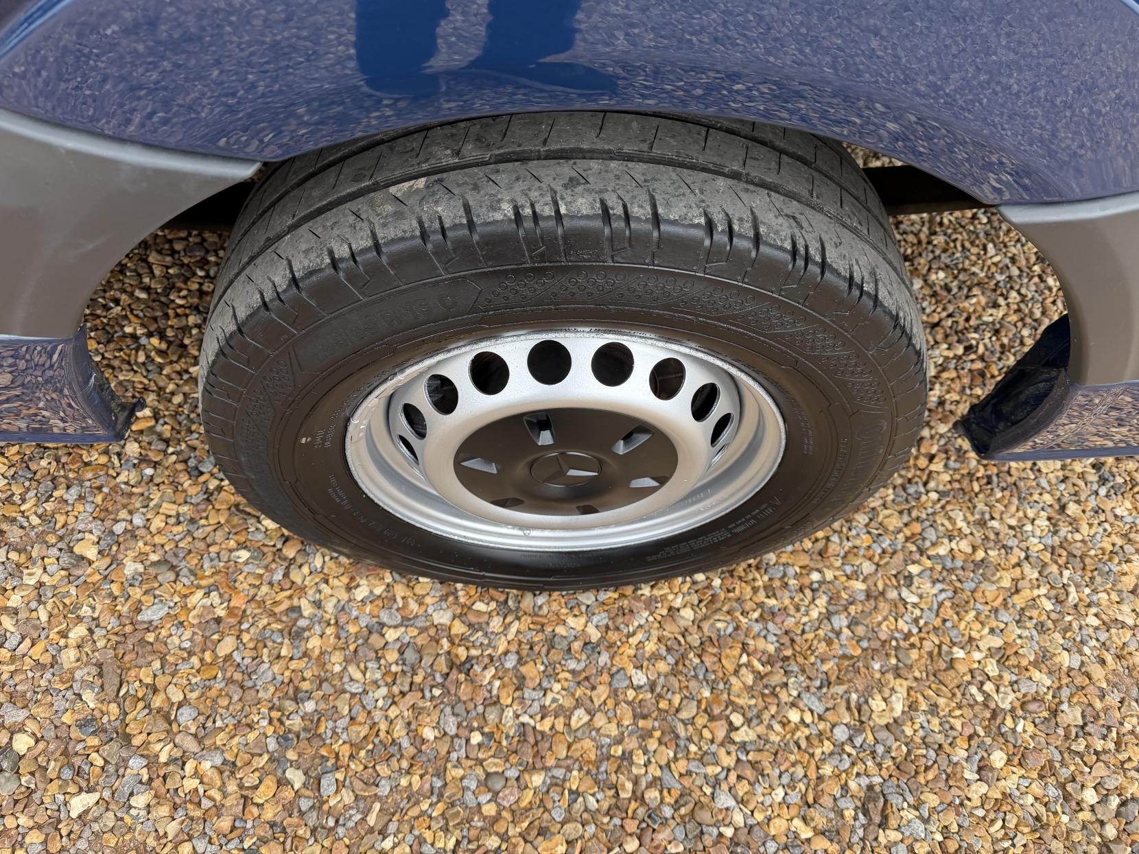 Mercedes-Benz Sprinter 2.1 313 CDi Panel Van 4dr Diesel Manual RWD L2 (129 bhp)