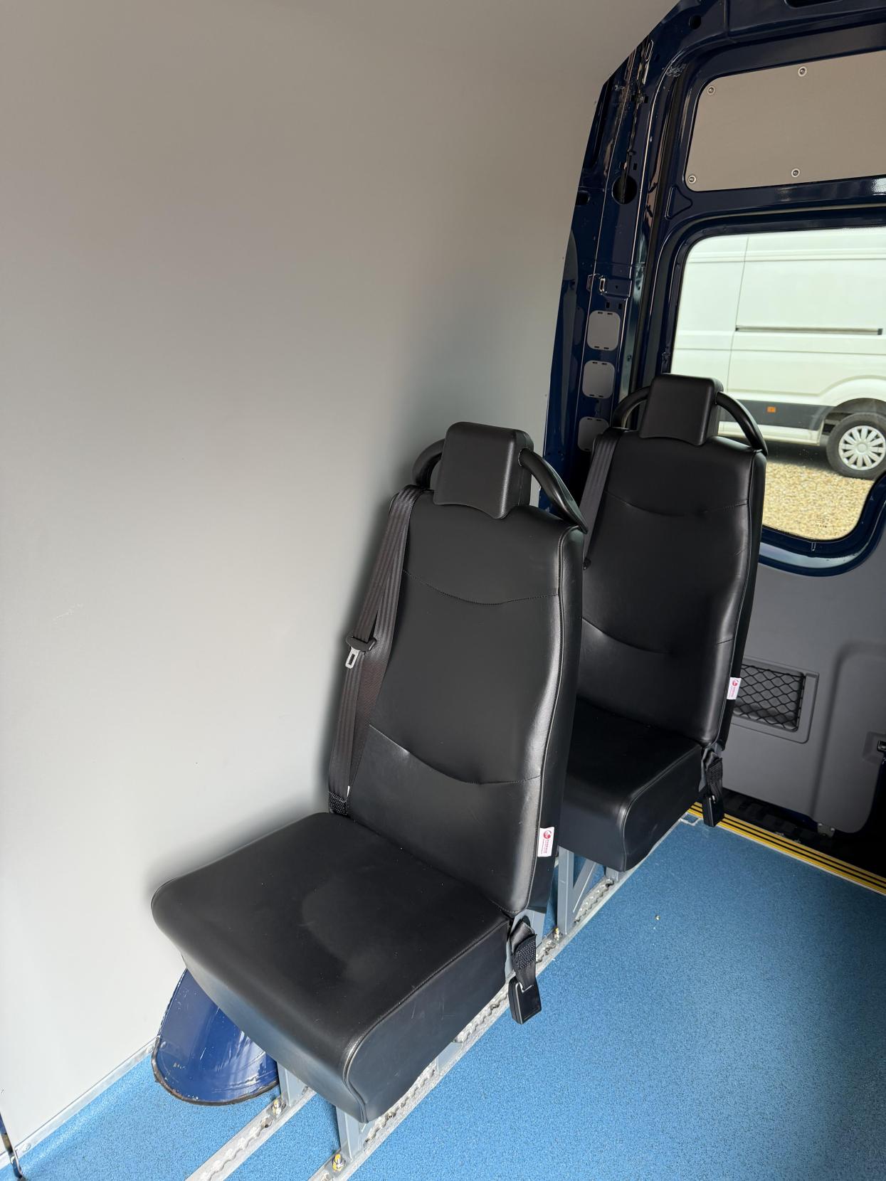 Mercedes-Benz Sprinter 2.1 313 CDi Panel Van 4dr Diesel Manual RWD L2 (129 bhp)